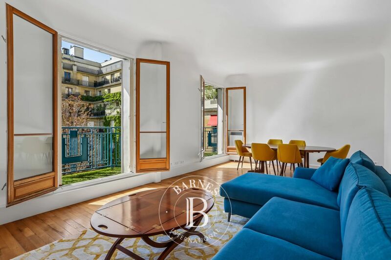 Paris 16 - Auteuil - 2 chambres - Balcons - Calme et clair