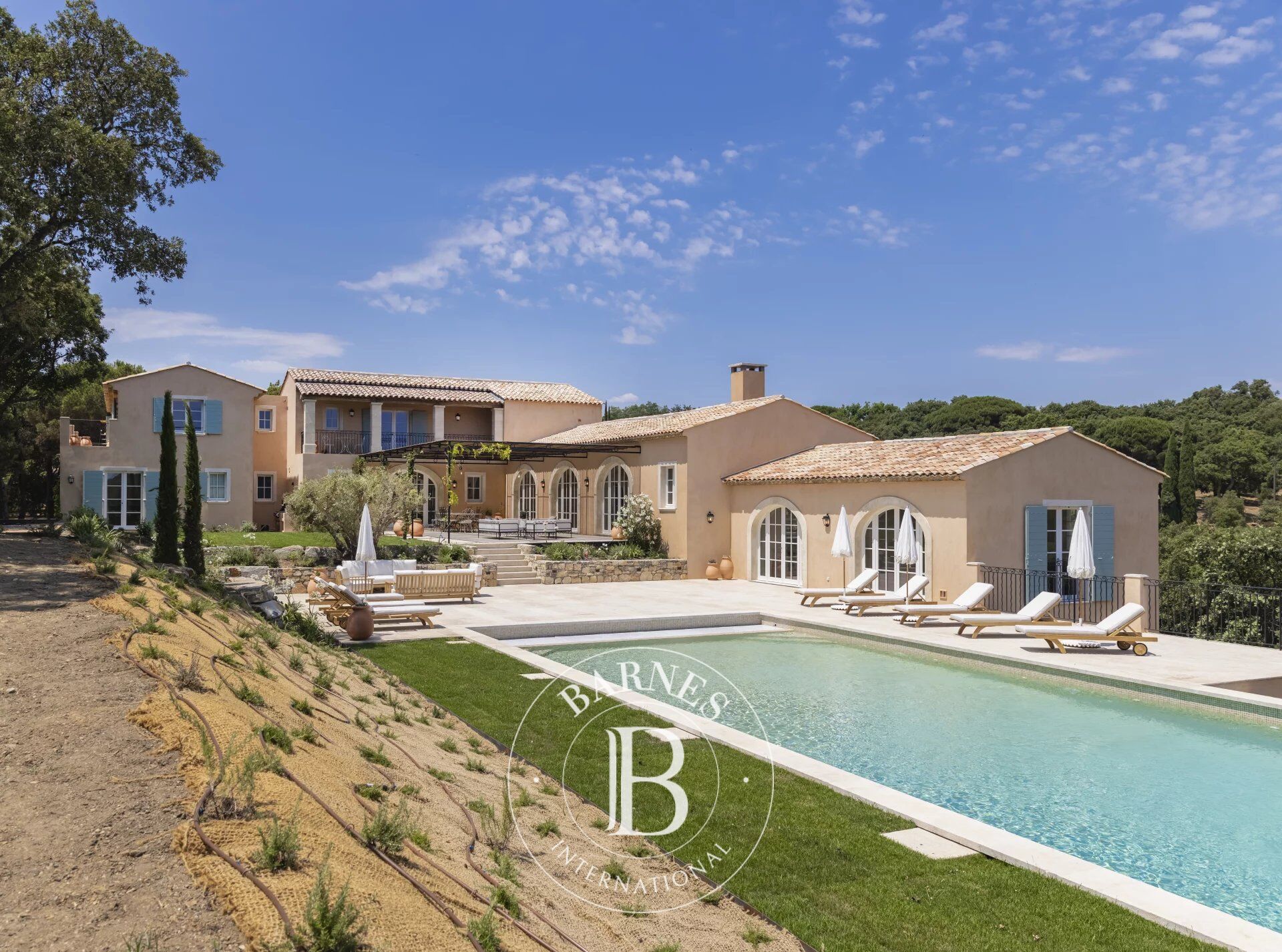 LA CROIX-VALMER – DOMAINE PRIVE - VILLA 7 CHAMBRES - picture 2