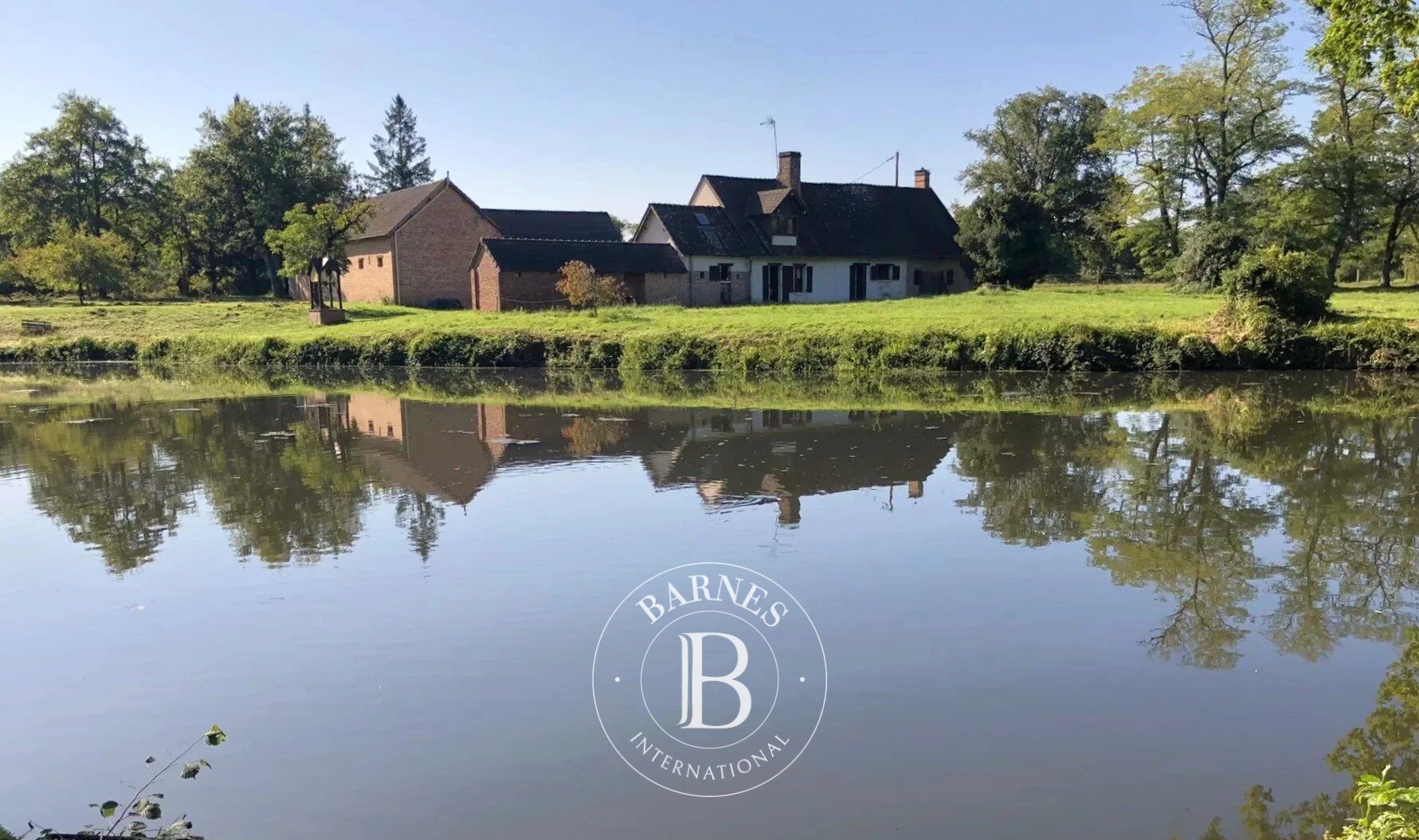 Property Brinon-sur-Sauldre - picture 1