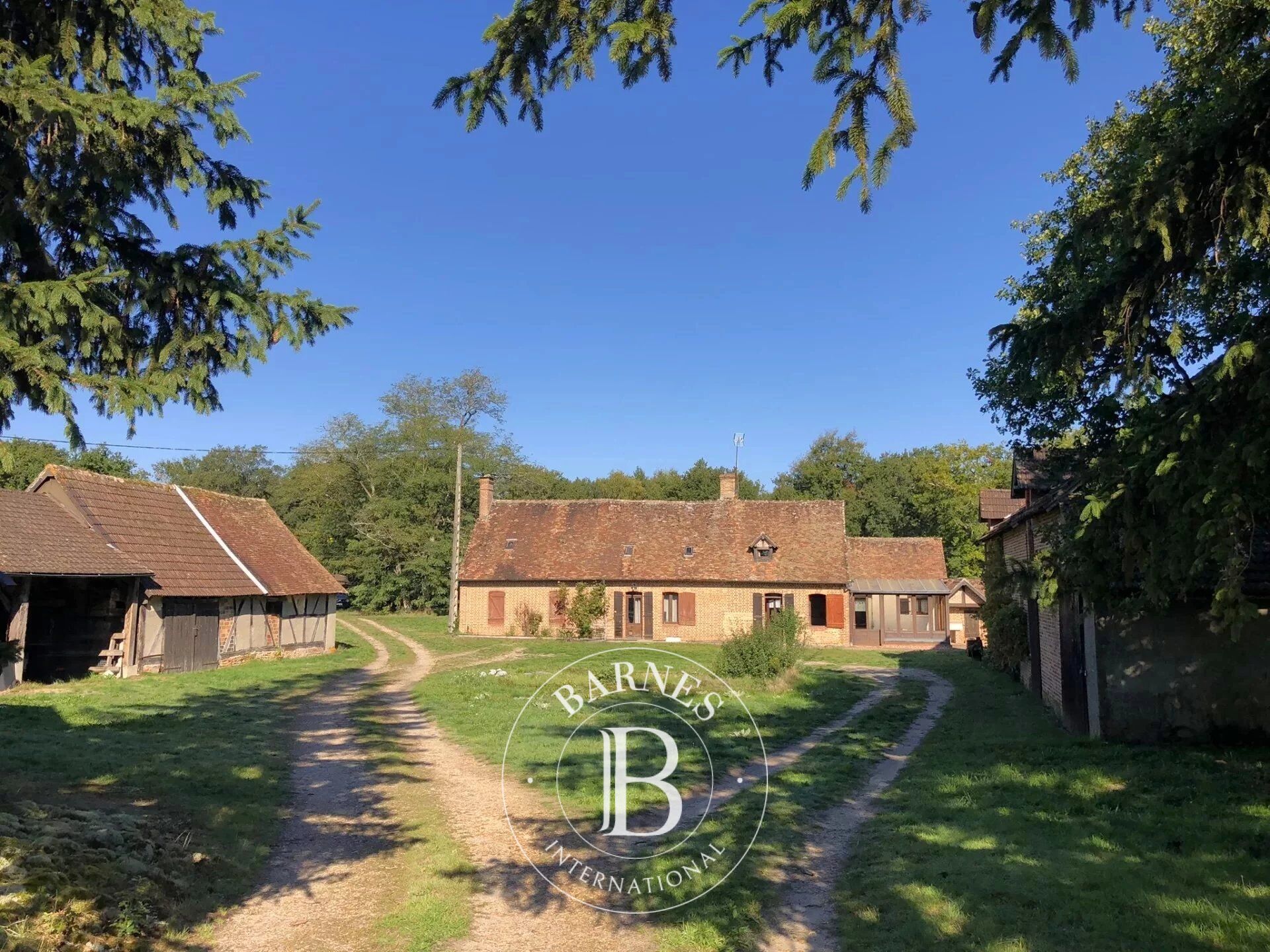 Property Brinon-sur-Sauldre - picture 2