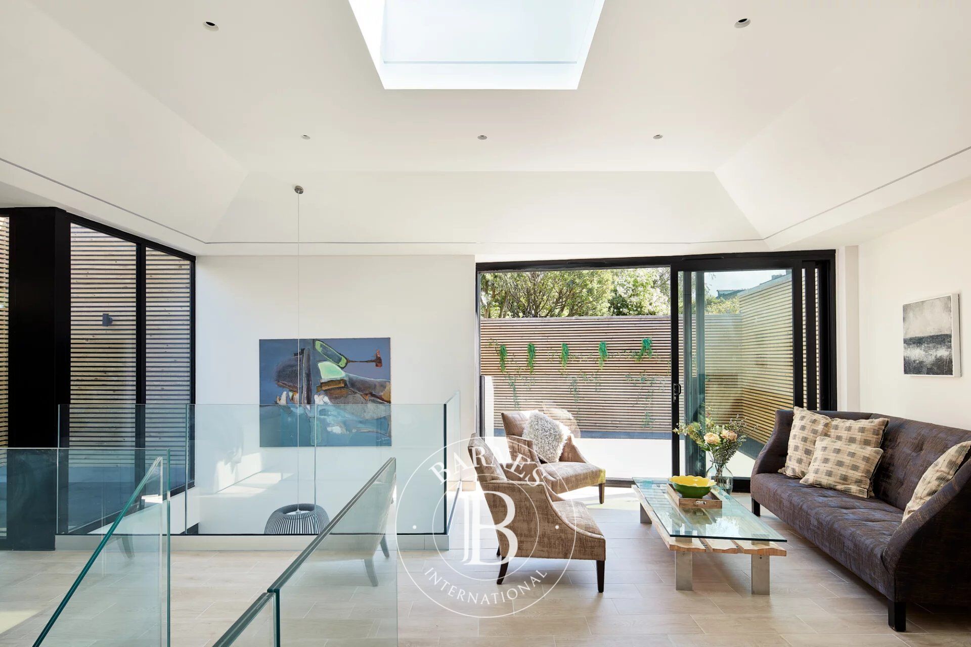 Casa London - picture 2