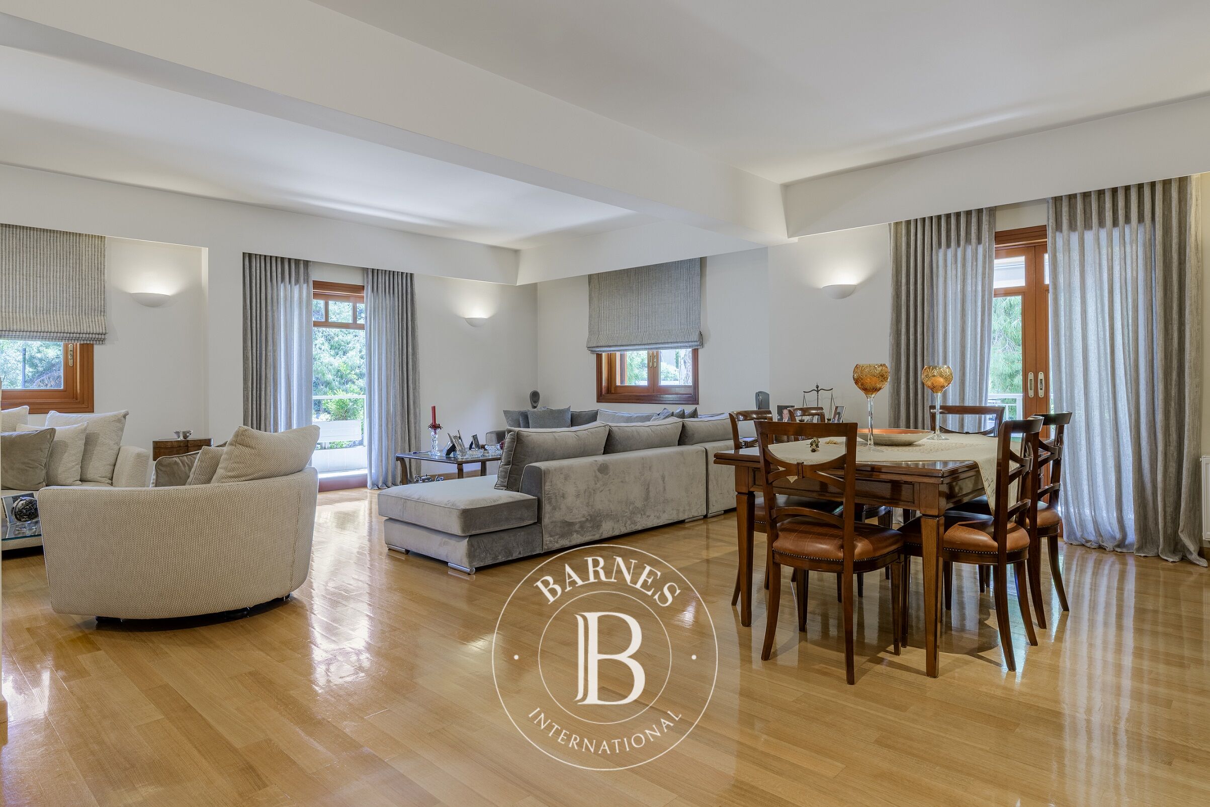 Ev Pefki - picture 4