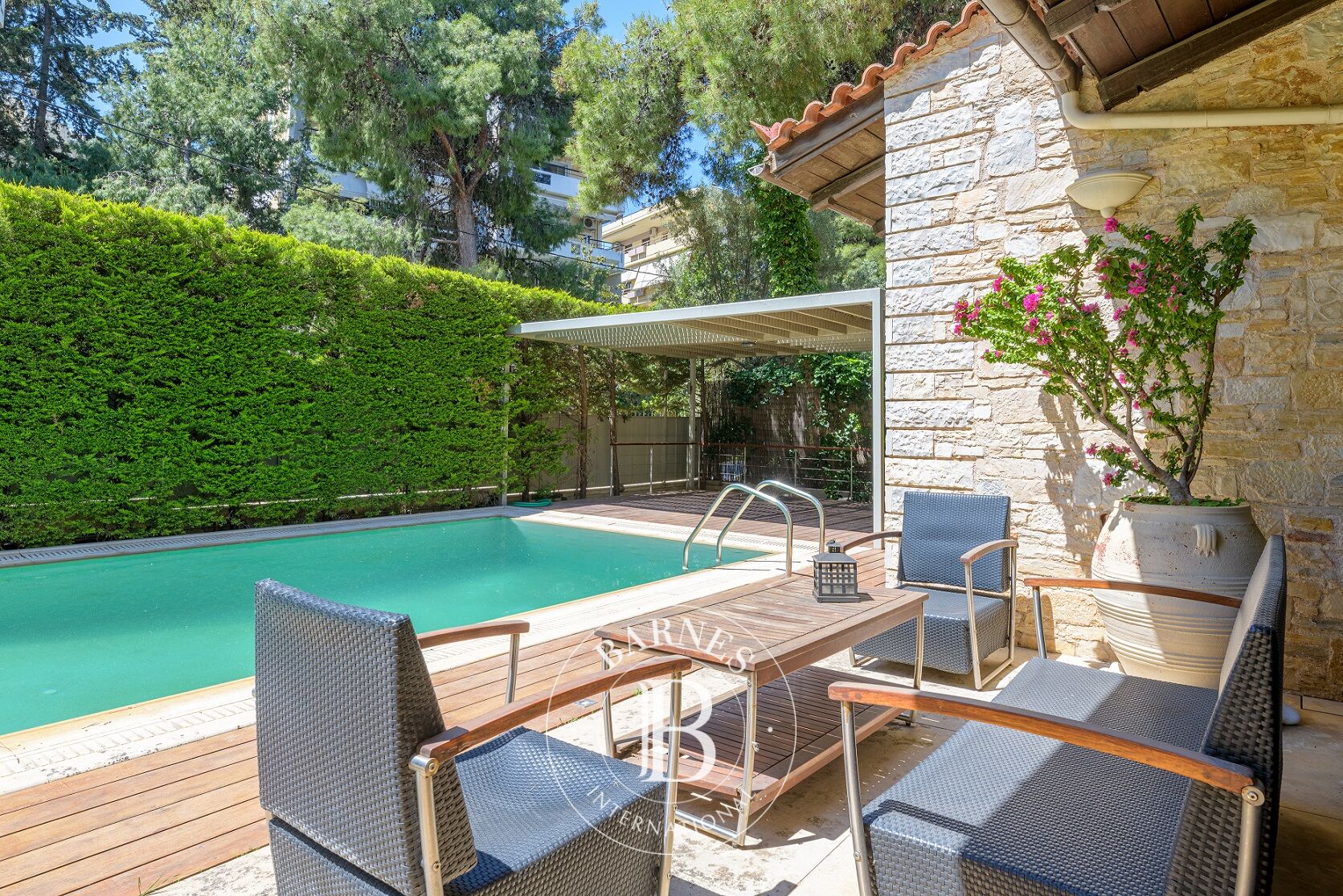 Ev Pefki - picture 21