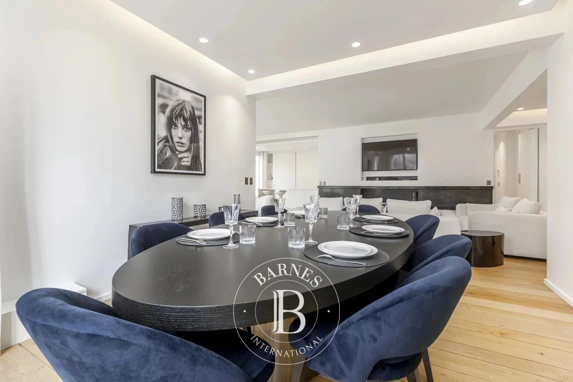 Alquiler, Piso Paris 8ème - picture 8