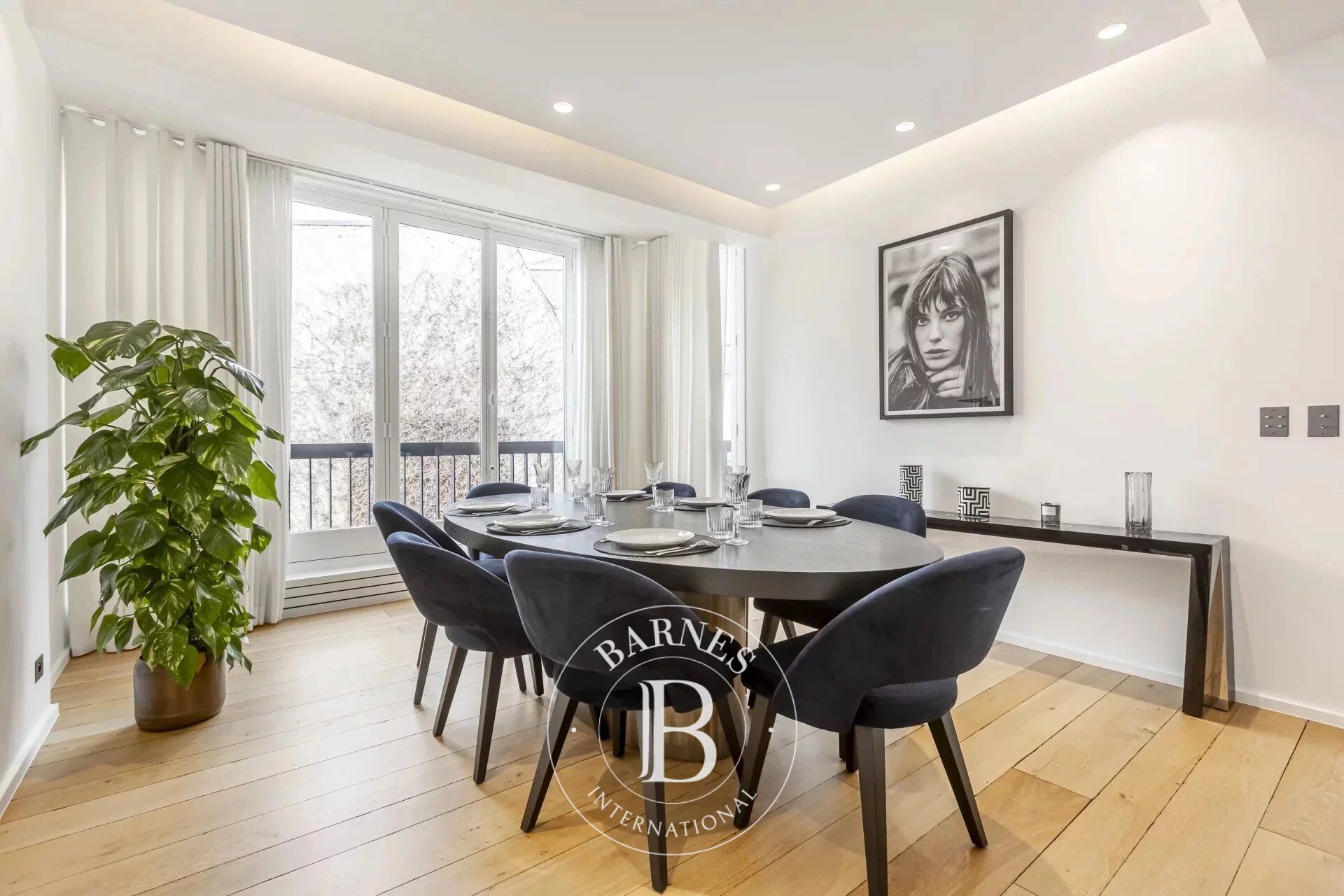 Alquiler, Piso Paris 8ème - picture 4