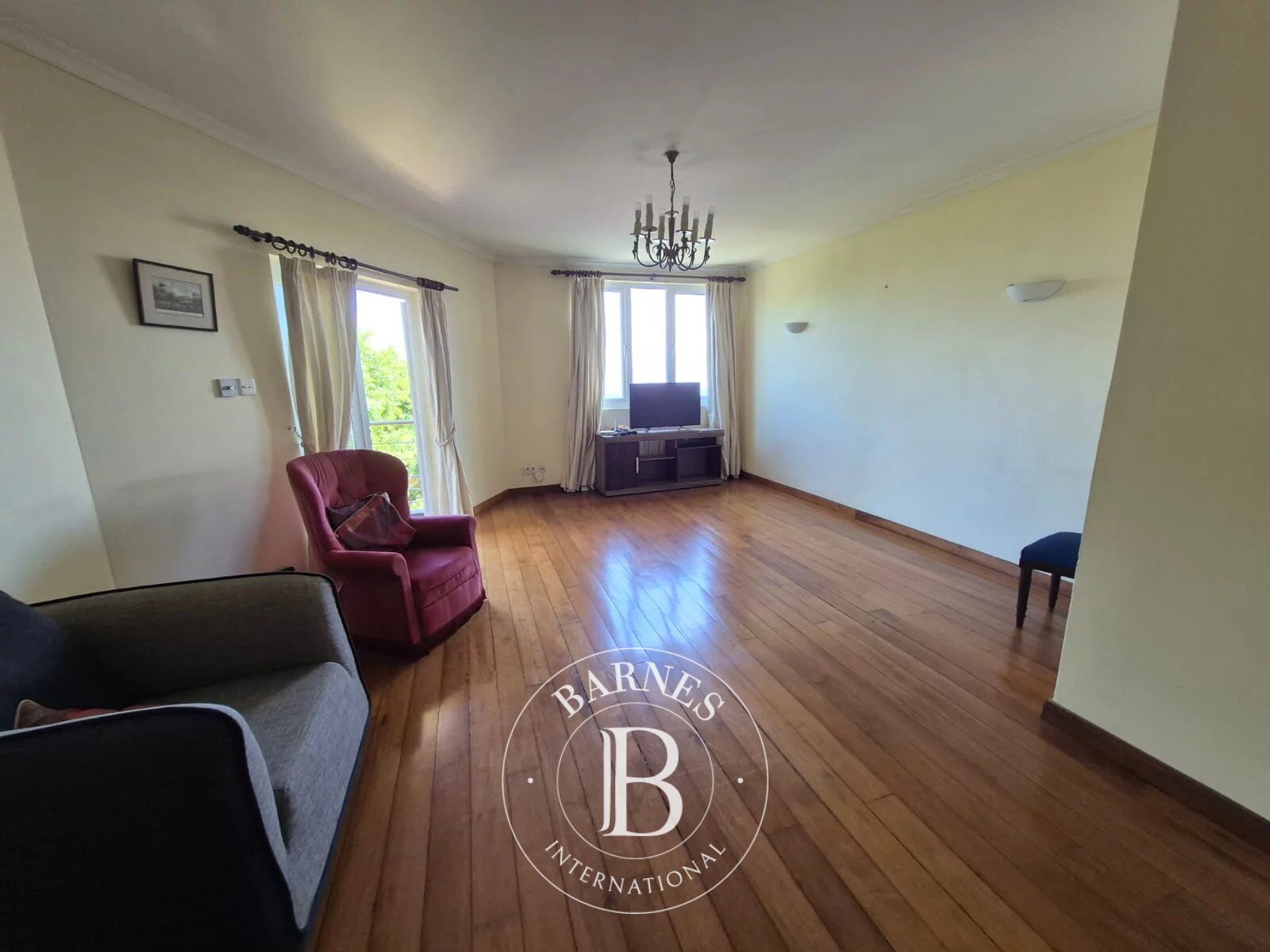 FLOREAL - Appartement avec vue - 3 chambres - picture 3