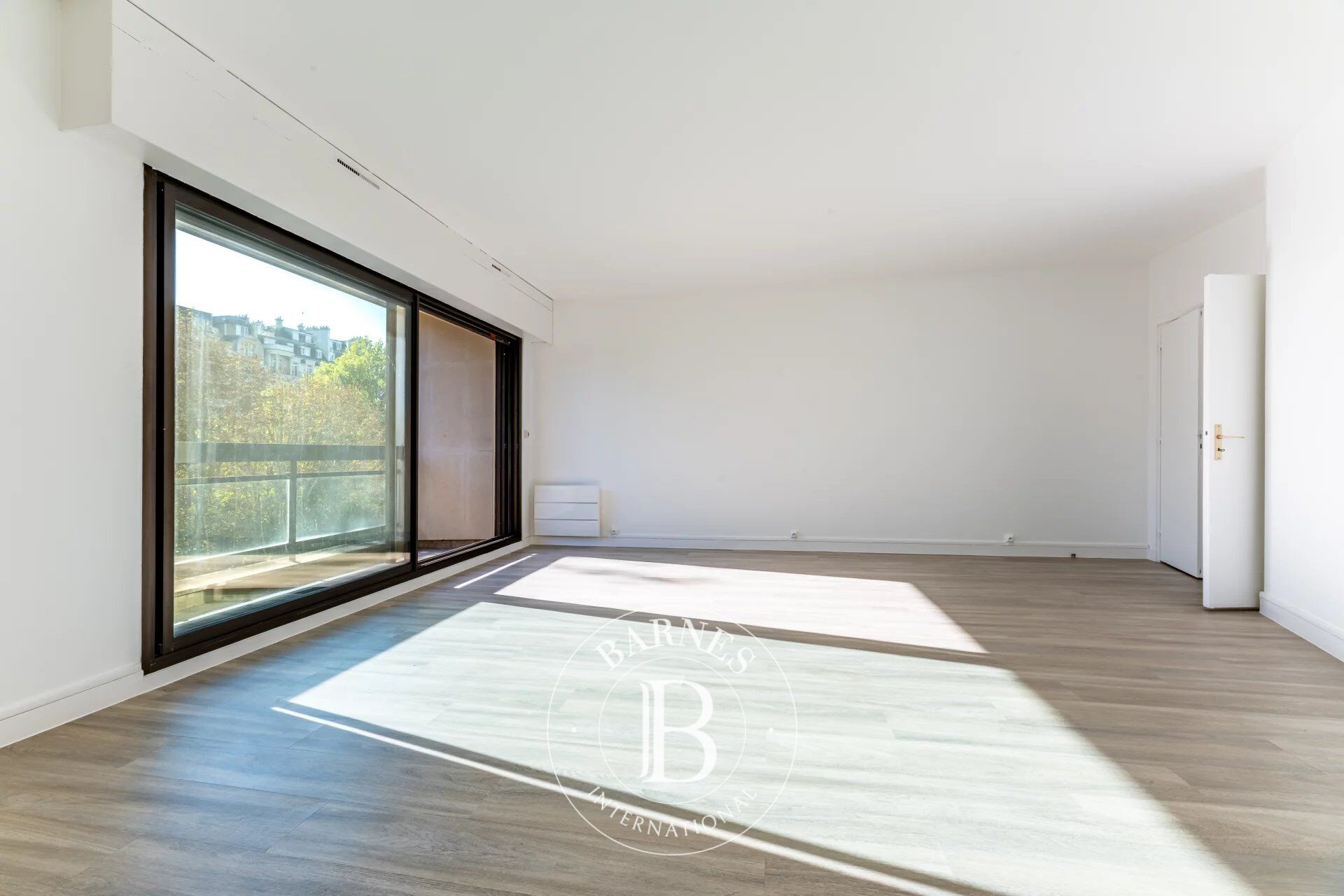 For Sale Apartment | Neuilly-sur-Seine - picture 4