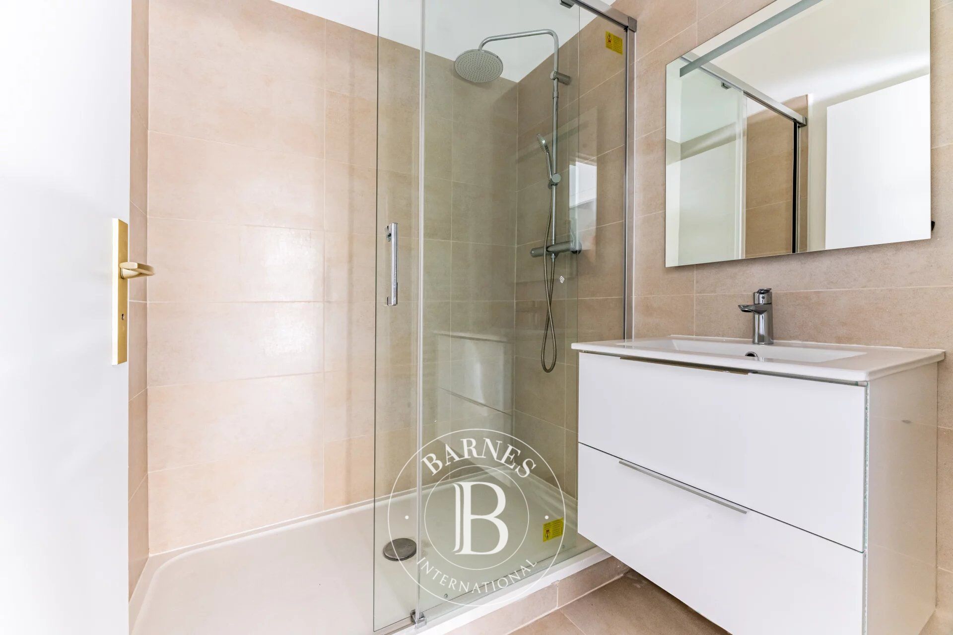 For Sale Apartment | Neuilly-sur-Seine - picture 8