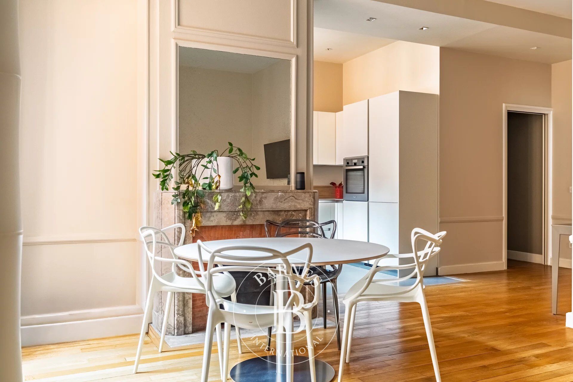 For Sale Apartment | Neuilly-sur-Seine - picture 4