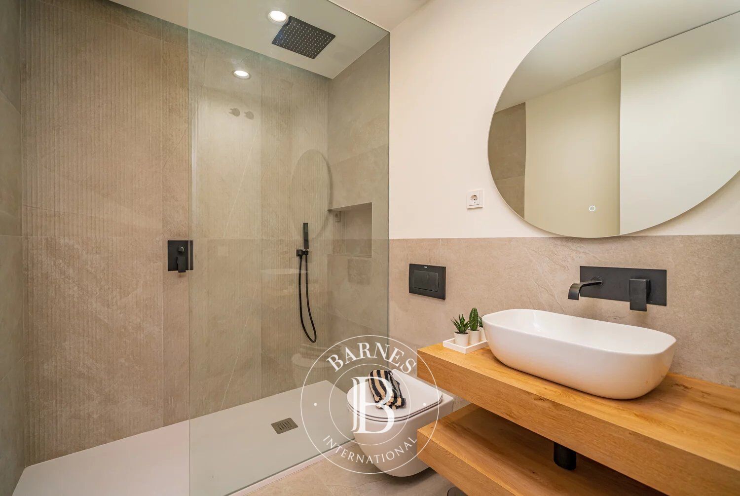 Daire Madrid - picture 12