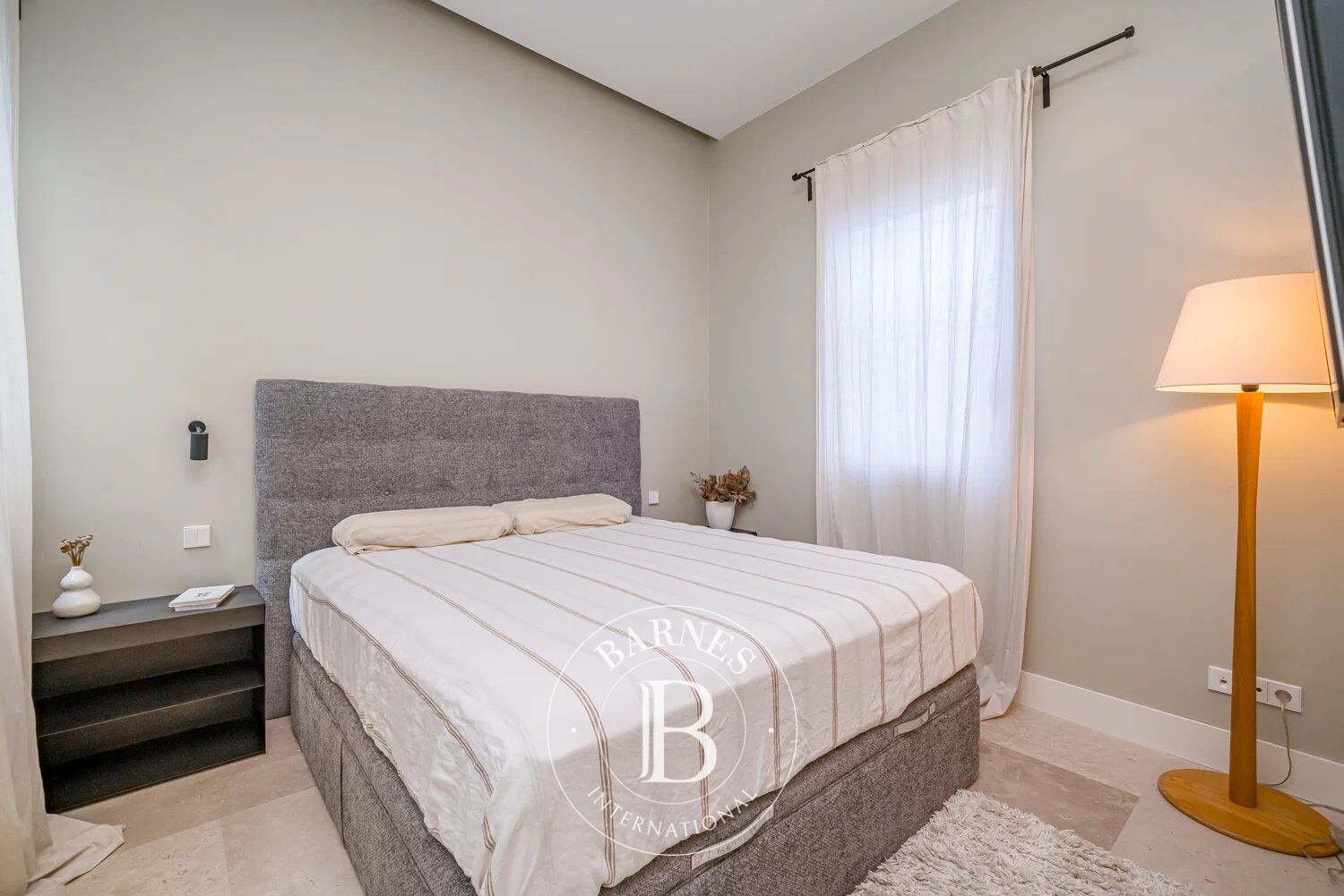 Daire Madrid - picture 11