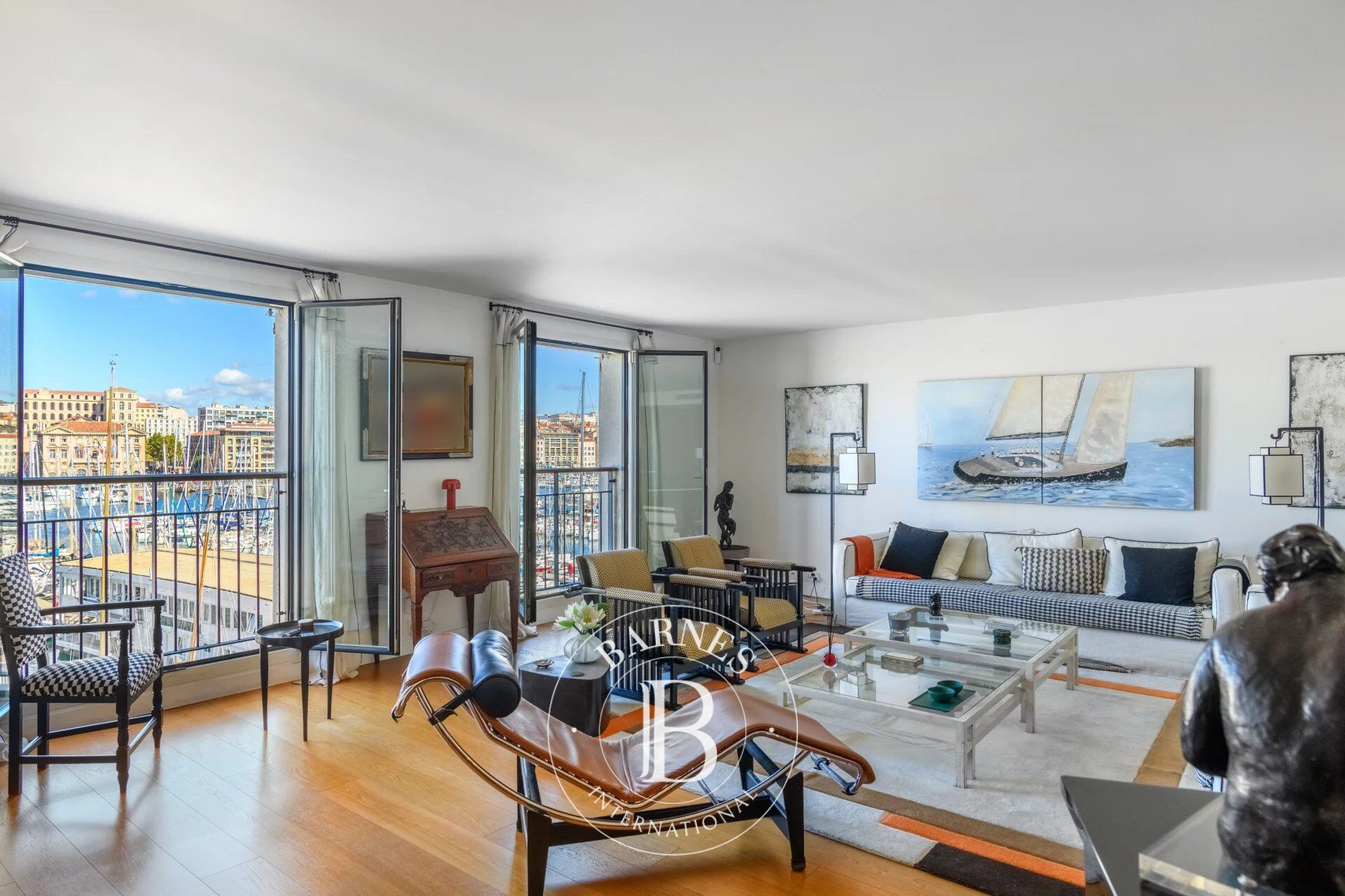 MARSEILLE-13007-  PIED A TERRE DE LUXE - 147 m²- VUE SPECTACULAIRE VIEUX  PORT - picture 2