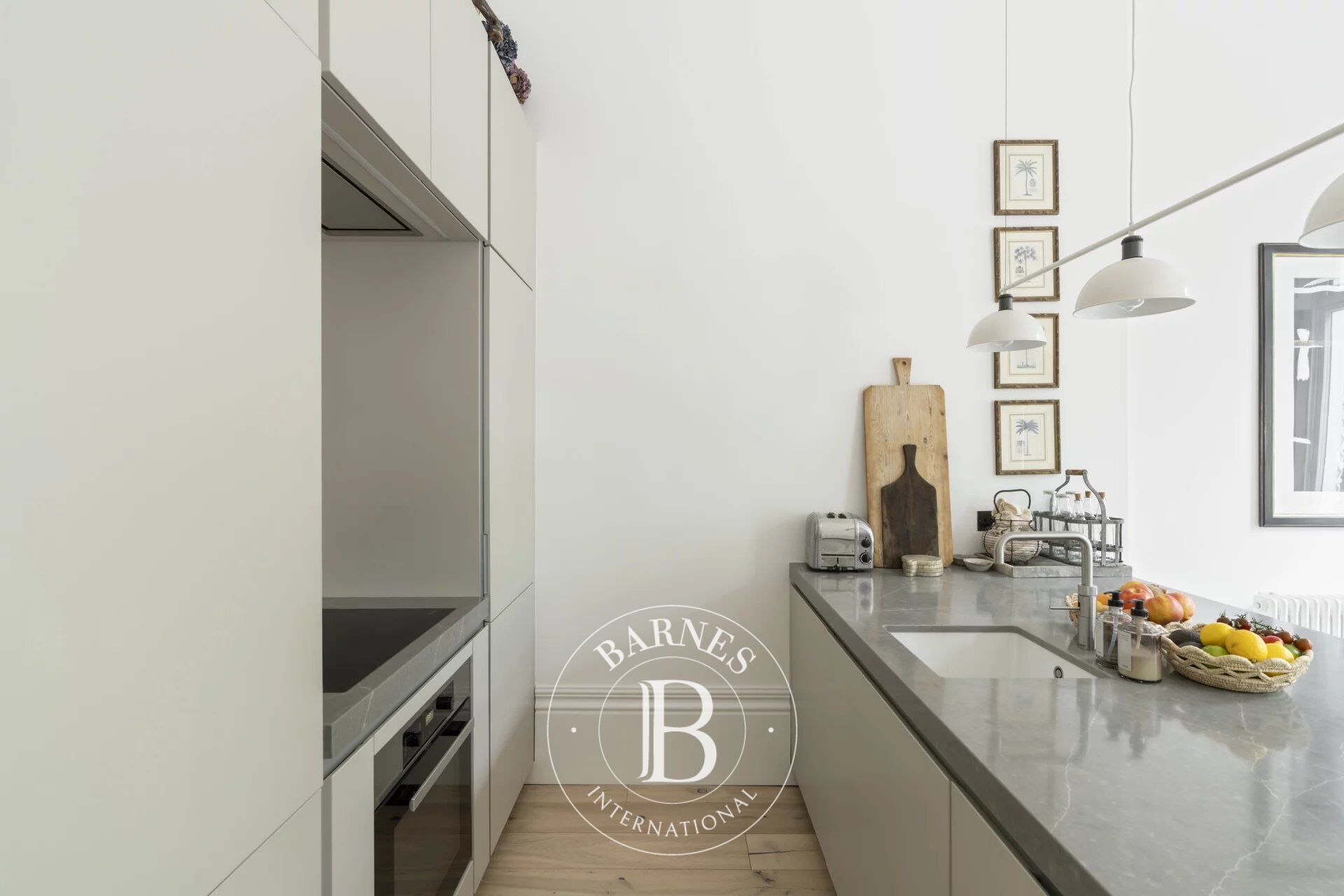 Daire London - picture 8