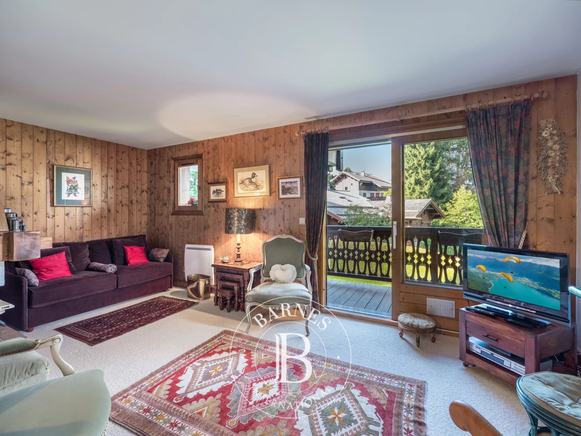 EXCLUSIVE - MEGEVE - 2-BEDROOM DUPLEX APARTMENT 350 METERS FROM THE HEART OF THE VILLAGE - picture 1