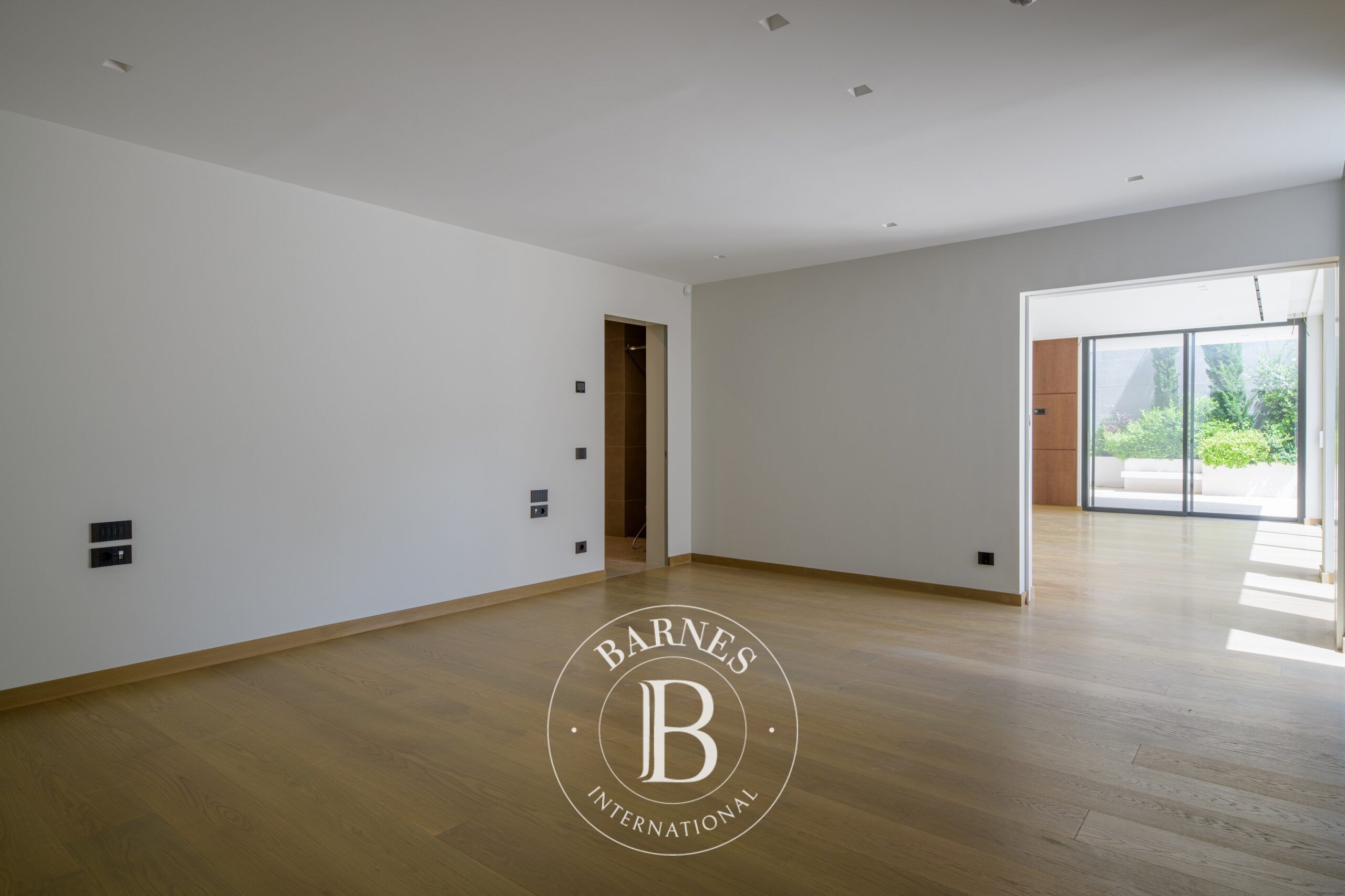 Ev Voula - picture 22