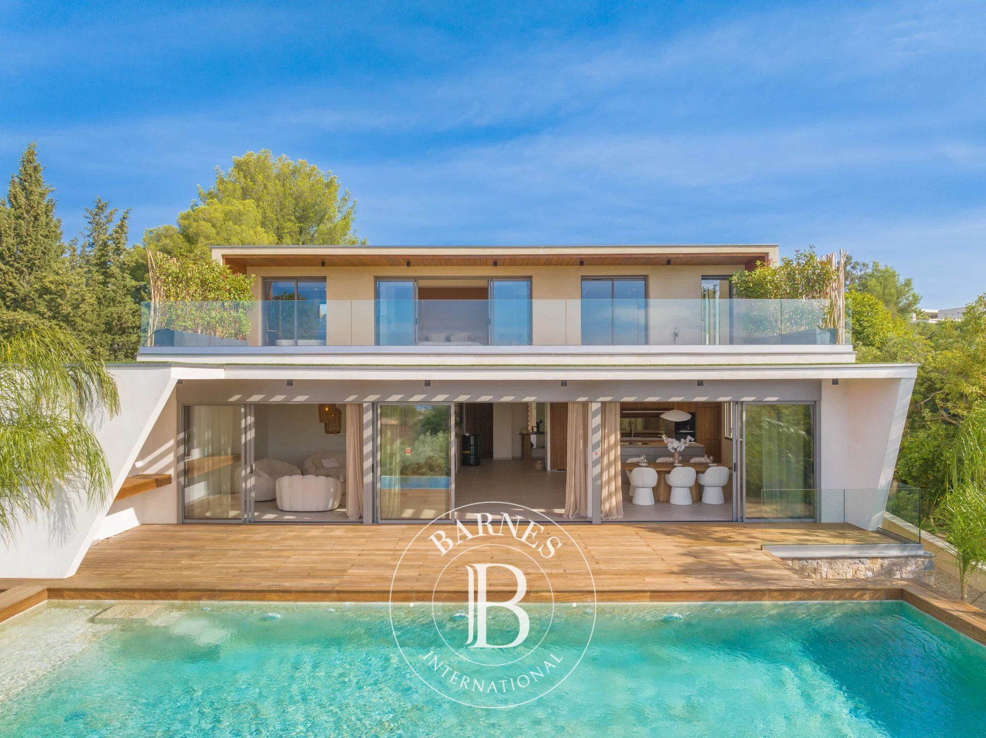 Villa Saint-Raphaël - picture 2