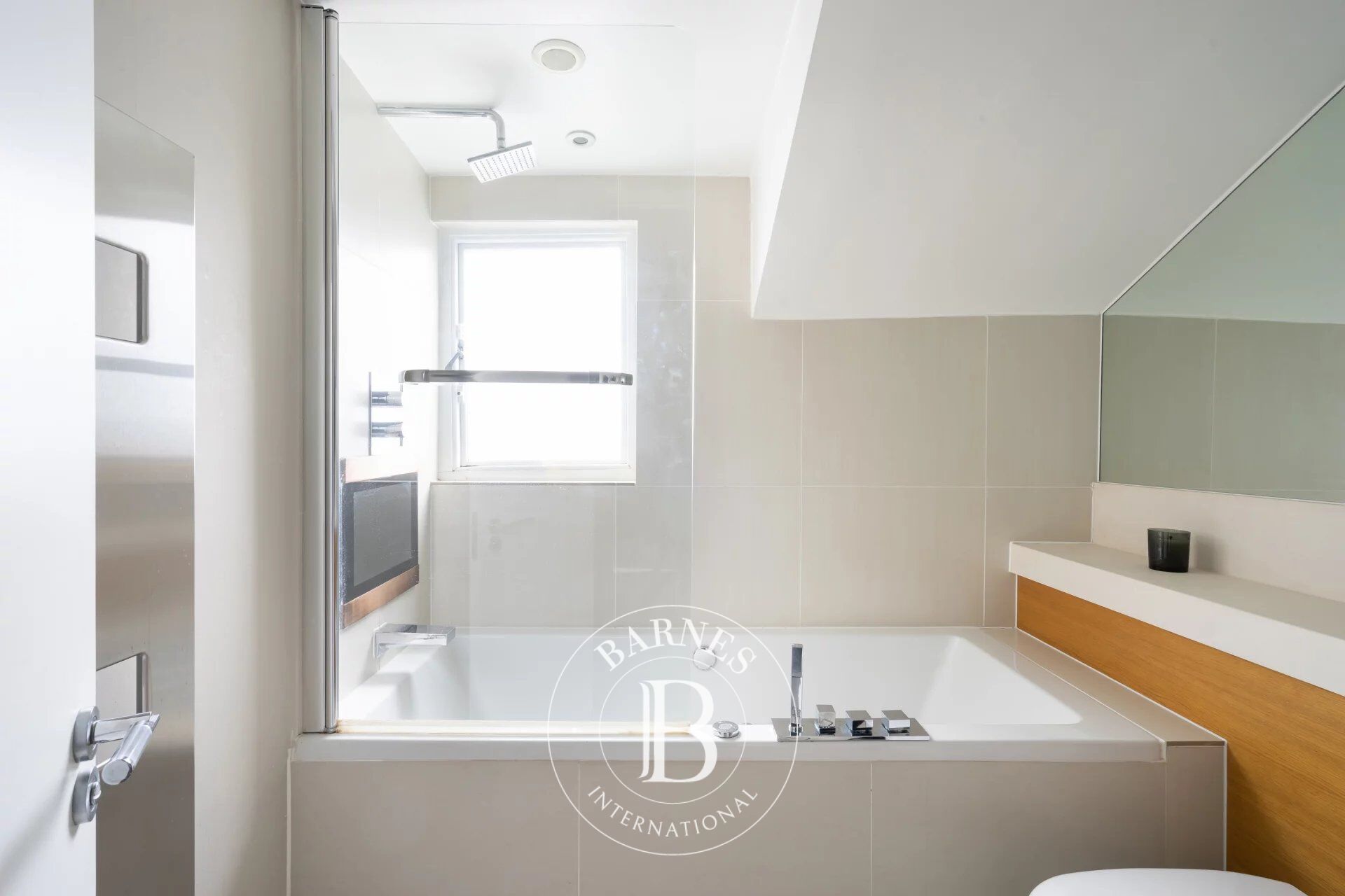 Daire London - picture 7