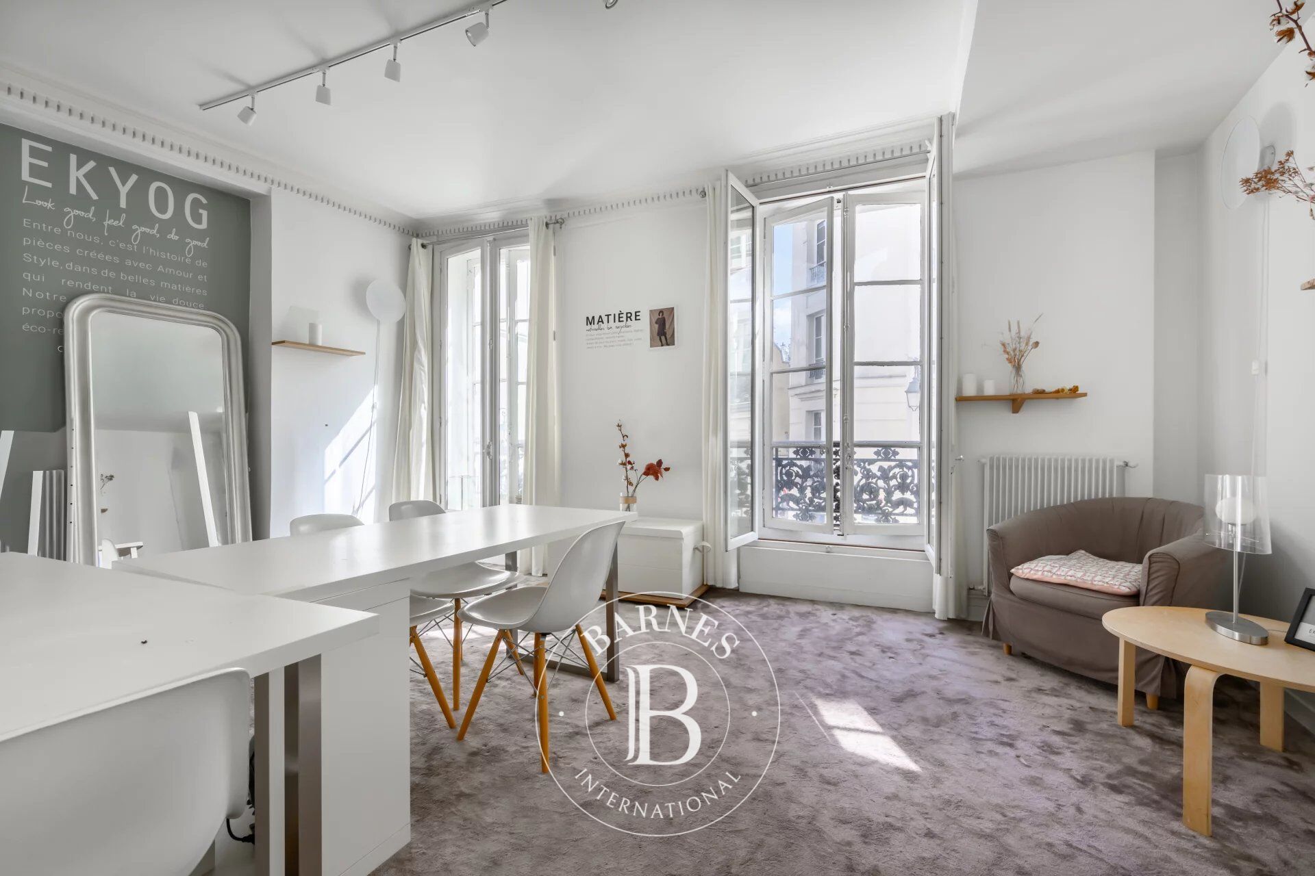 Piso Paris 4ème - picture 3