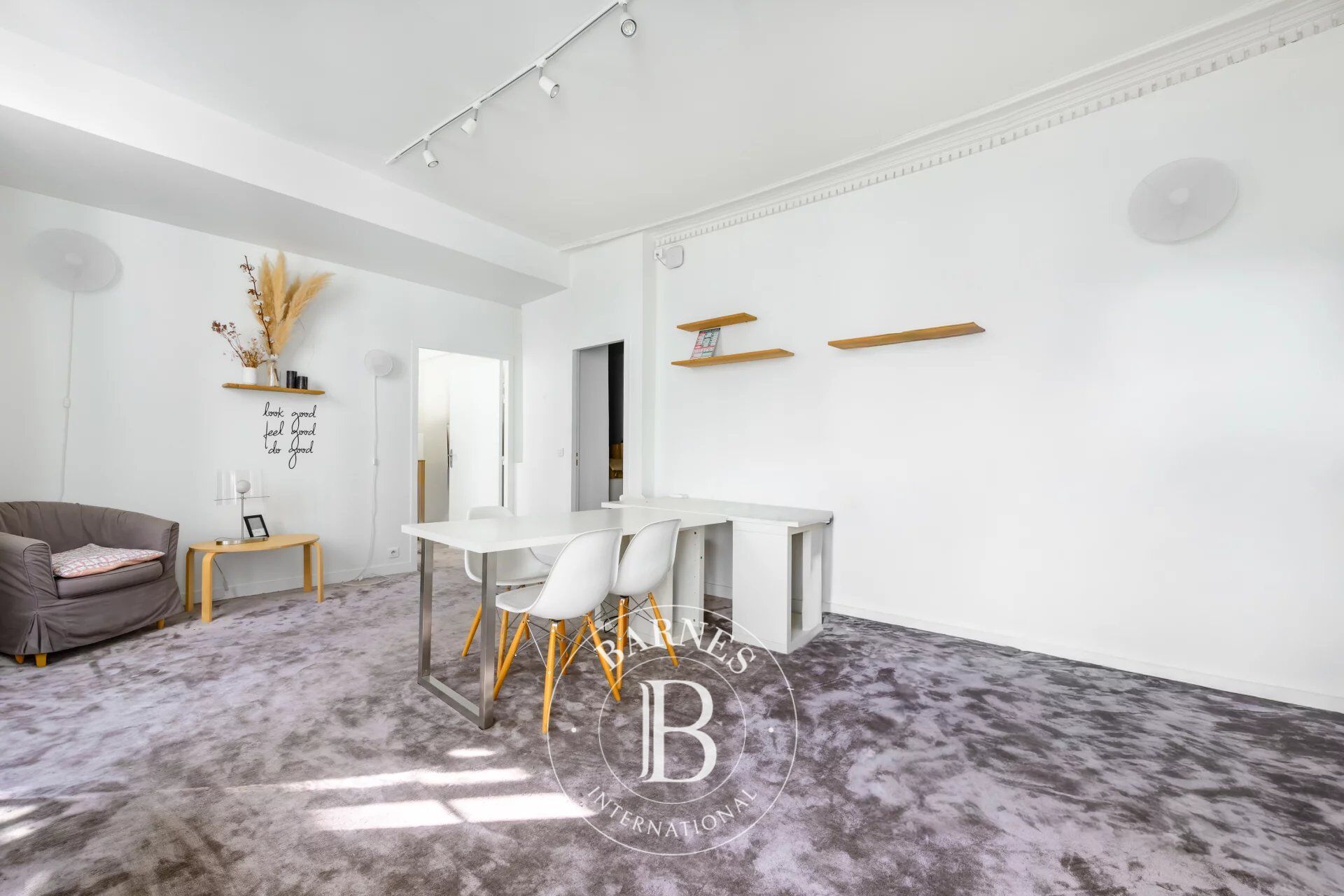 Piso Paris 4ème - picture 2