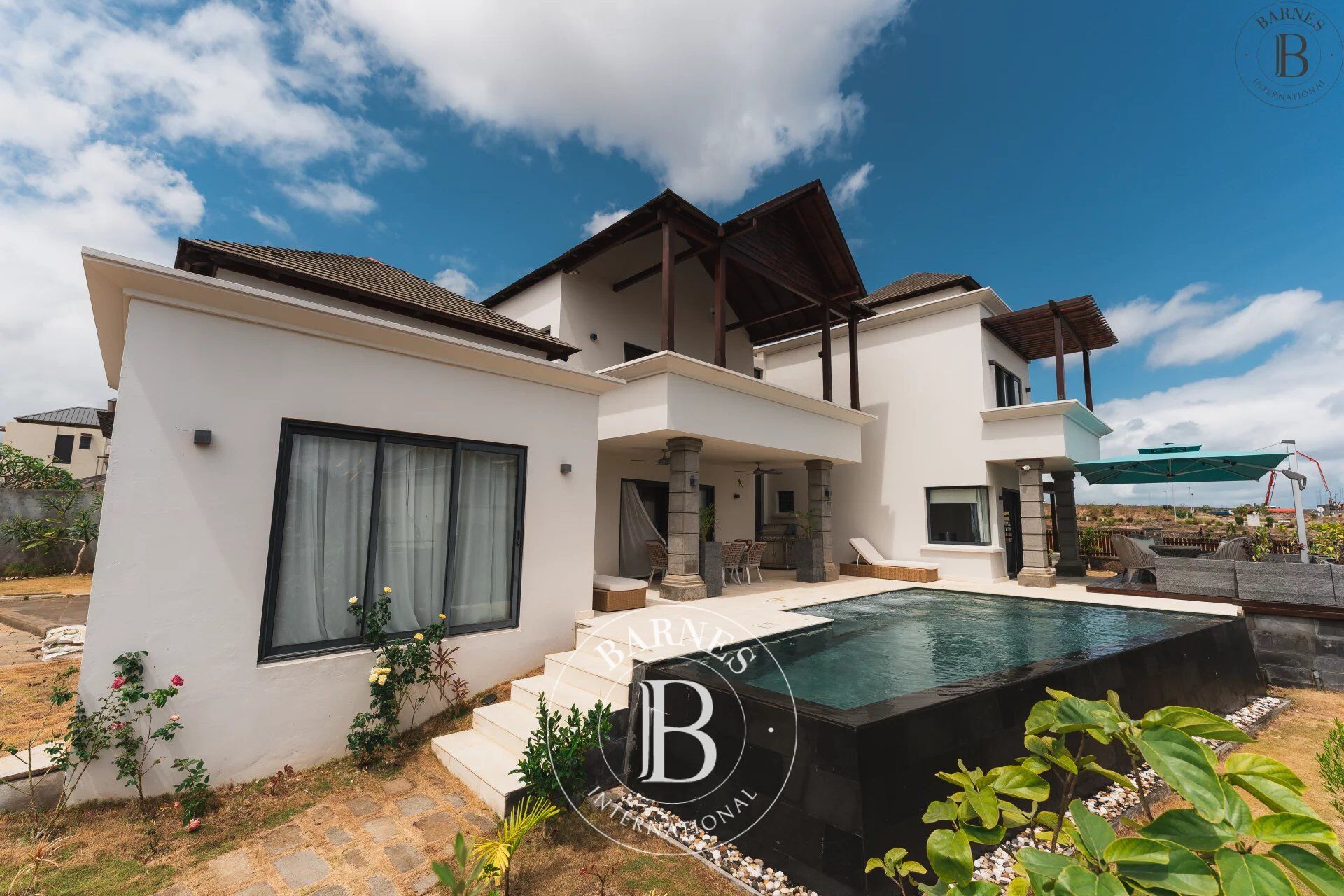 FLIC EN FLAC - 4 Bedrooms villa with sea view - picture 1