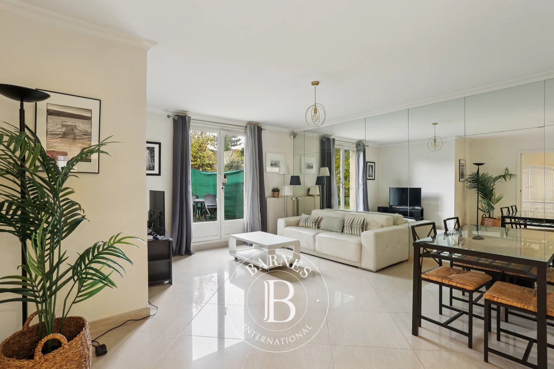 For Sale, Apartment Versailles - picture 1