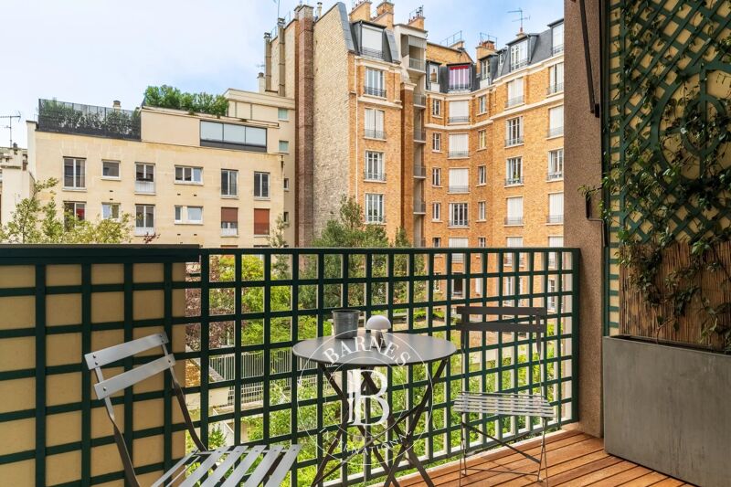 Neuilly-Dulud - Sablons - Balcony - Renovated 2-bed apartment - Bright and sunny - Quiet environment - Close to the public park