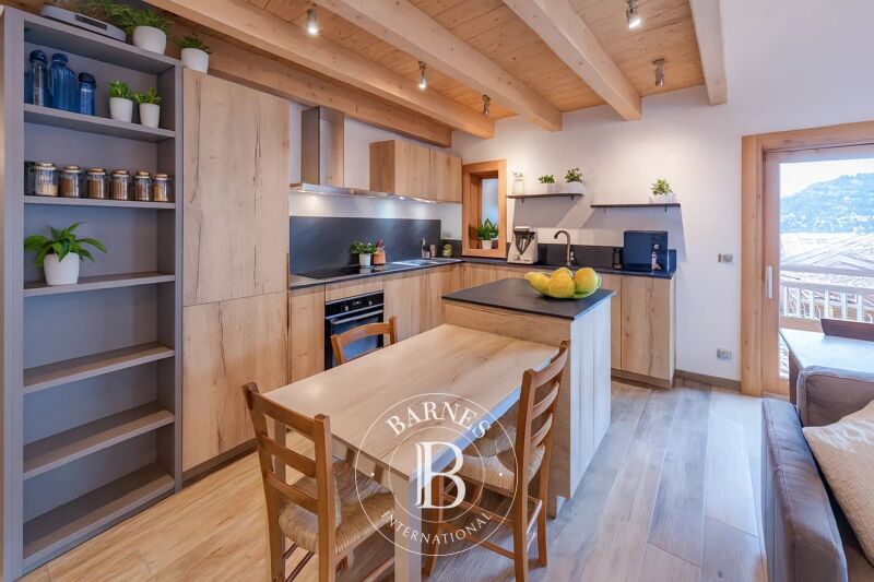 For Sale, Apartment Les Allues - picture 2