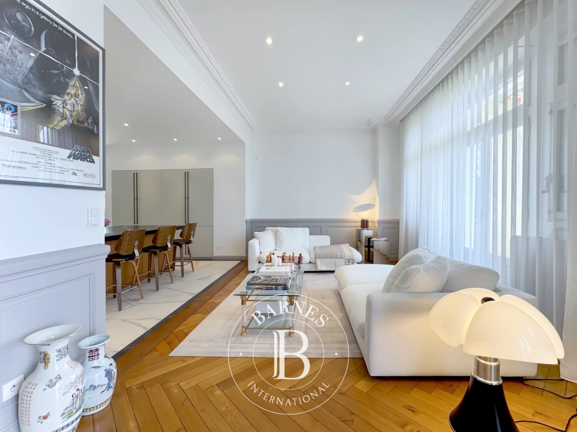 Prestigious apartment - former palace - lake and mountain view - picture 2