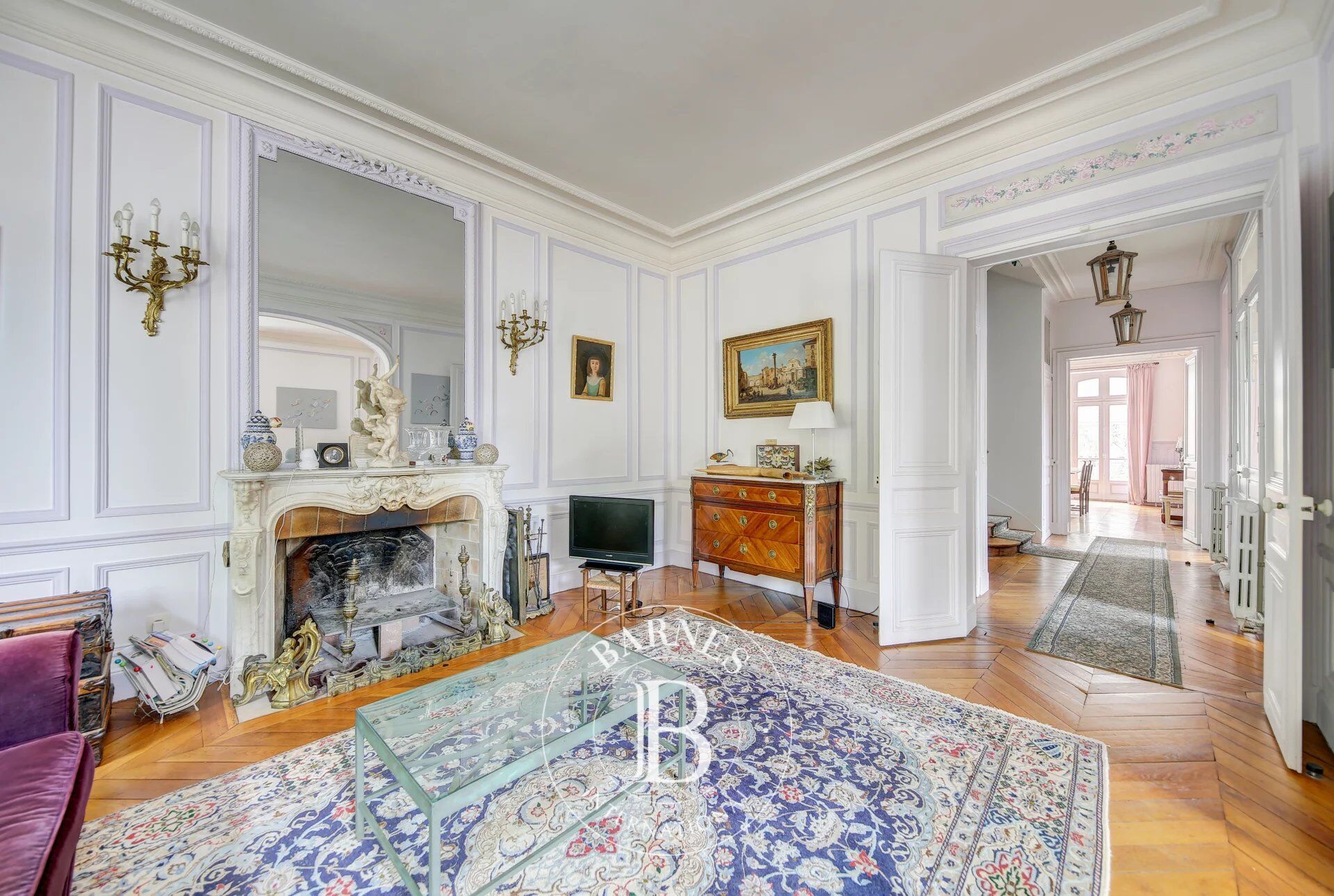 Casa Versailles - picture 2