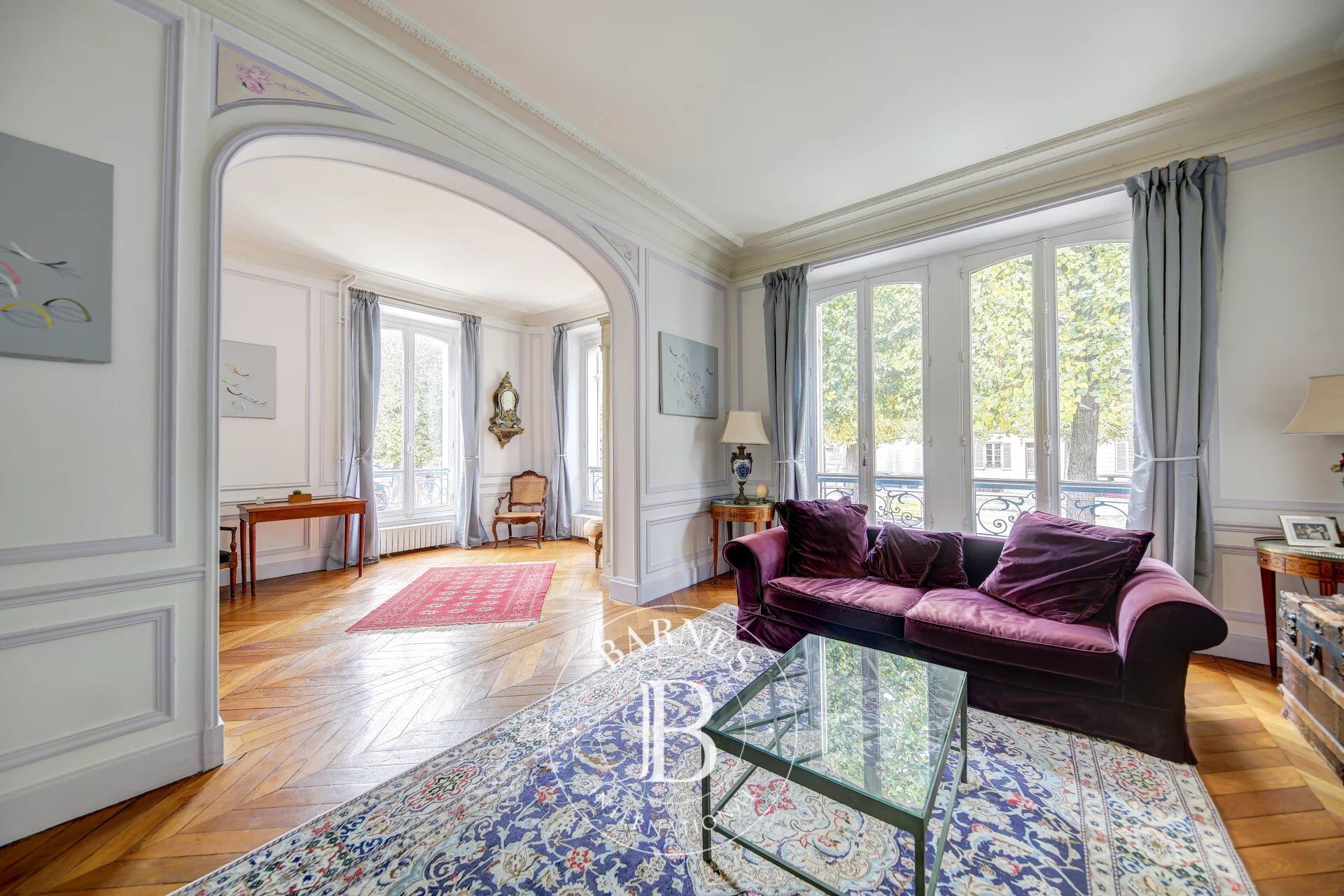 Casa Versailles - picture 1