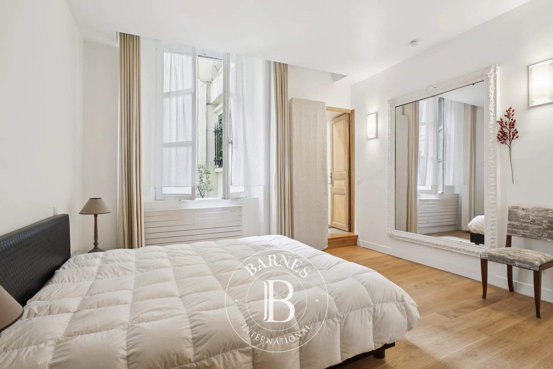 For Sale Apartment | Paris 6ème - picture 9