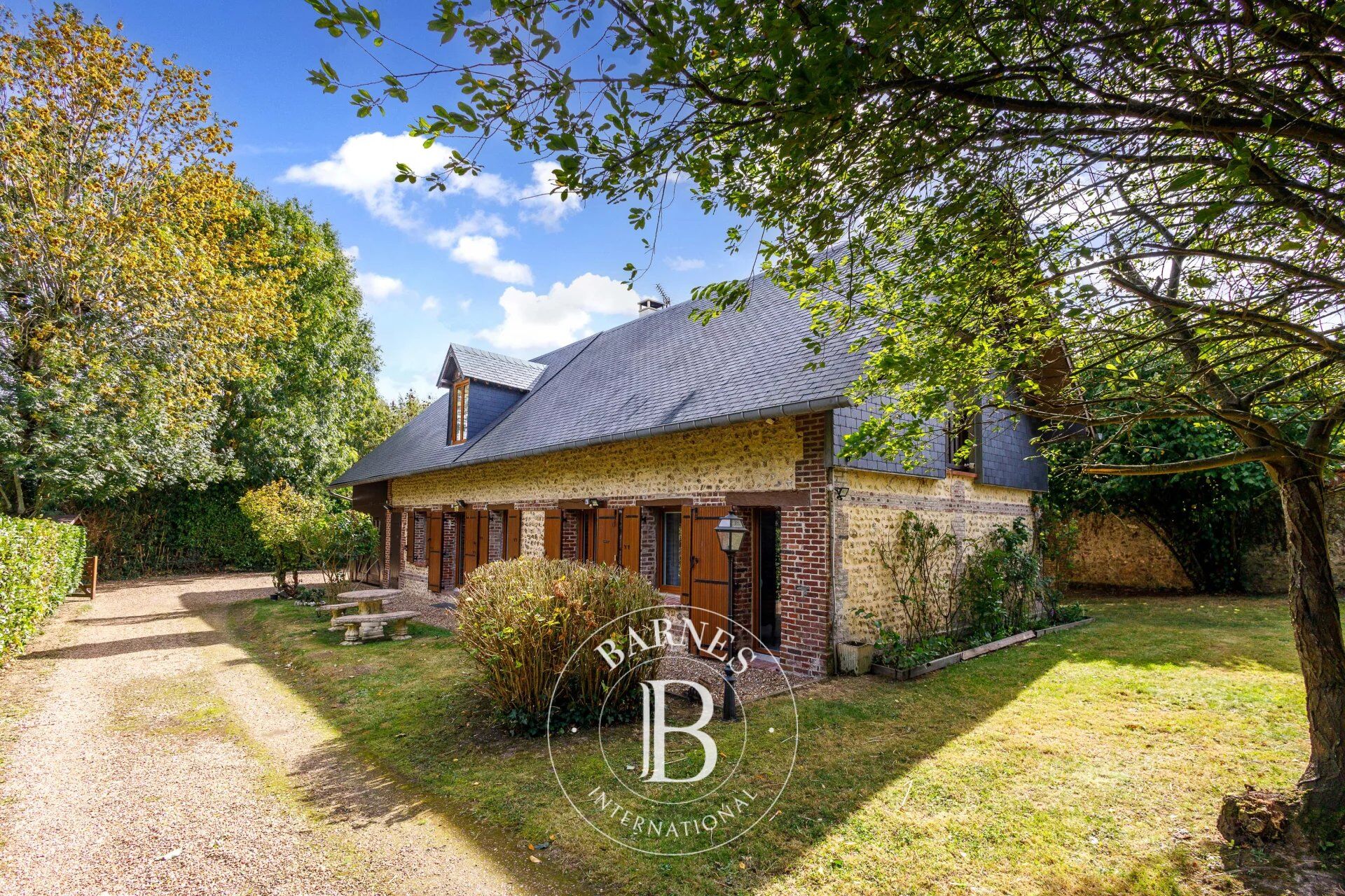 Honfleur - Charming property - 2 houses - 8 bedrooms - 1.2-ha (3-acre) plot with heated pool - picture 3