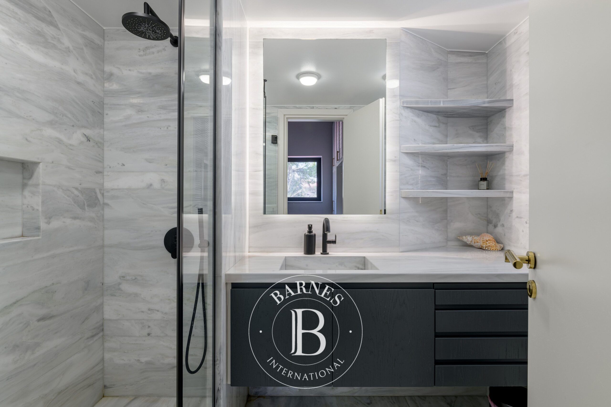 Ev Vrilissia - picture 14