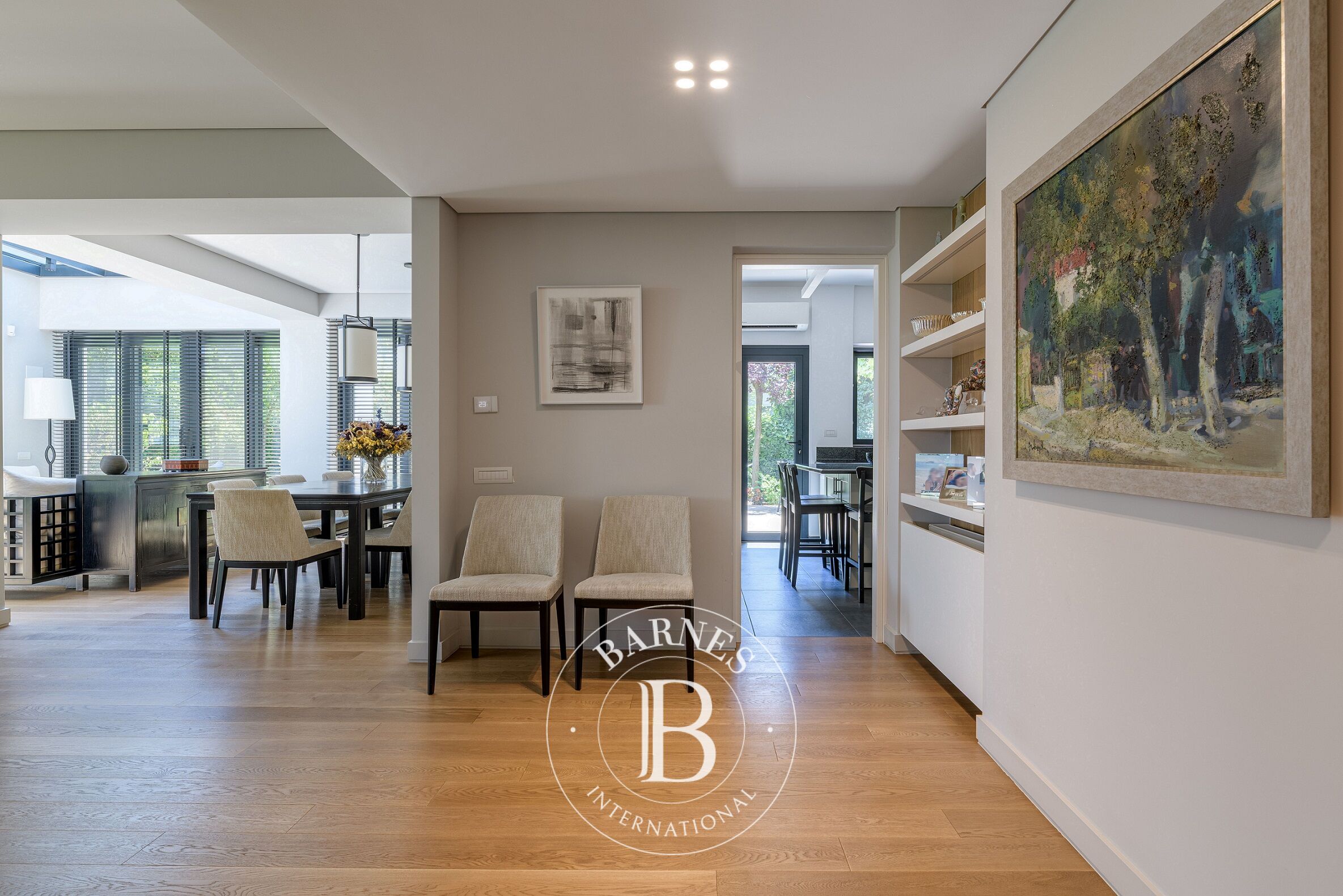 Ev Vrilissia - picture 11