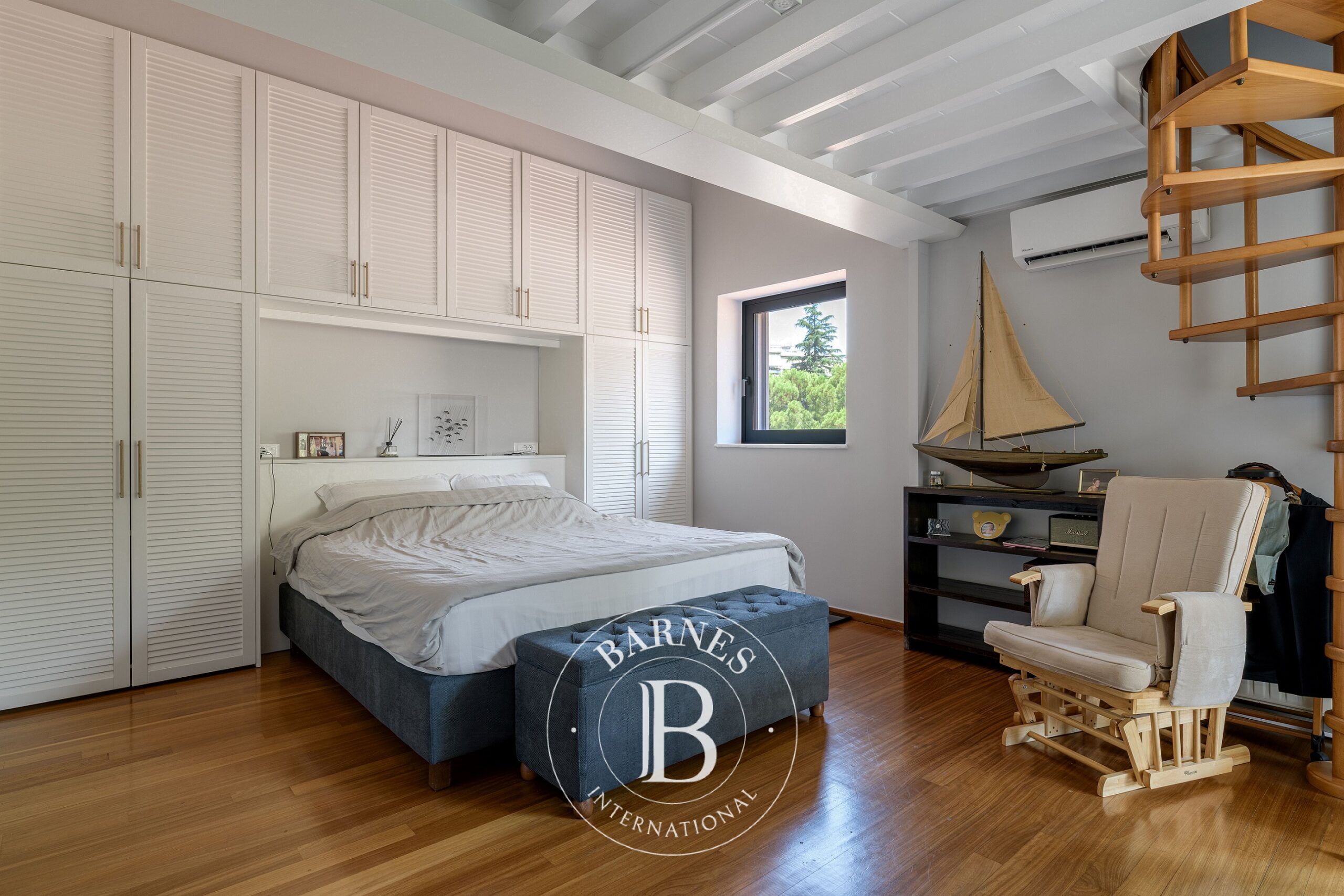 Ev Vrilissia - picture 13