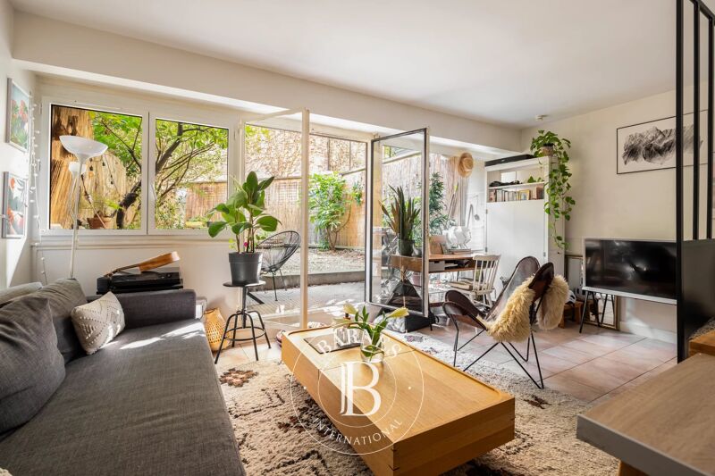 NEW - LAMARCK - 41M2 (441 SQ FT) GARDEN - RENOVATED - BEDROOM AREA