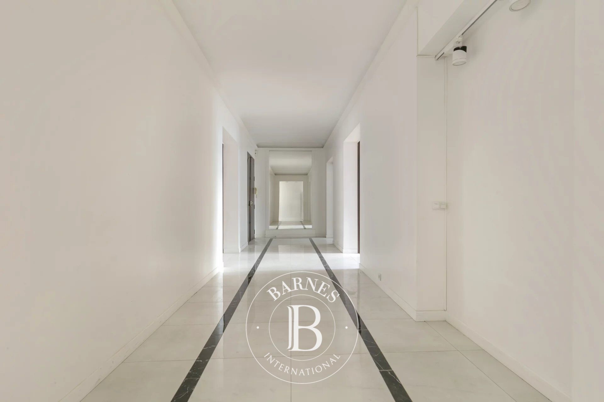 Oficina Paris 16ème - picture 2