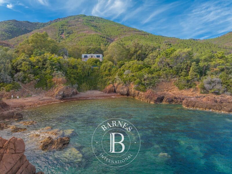 For Sale, Villa Saint-Raphaël - picture 1