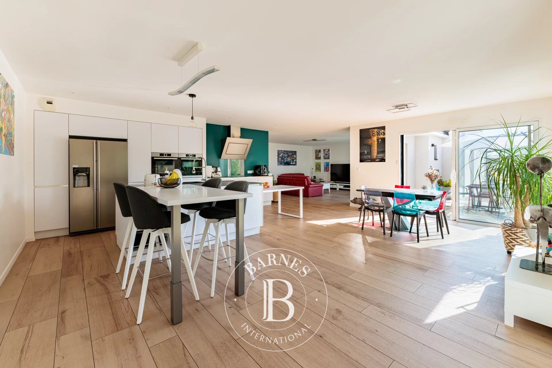 NANTES SAUTRON - Maison contemporaine de 5 chambres avec piscine - picture 3