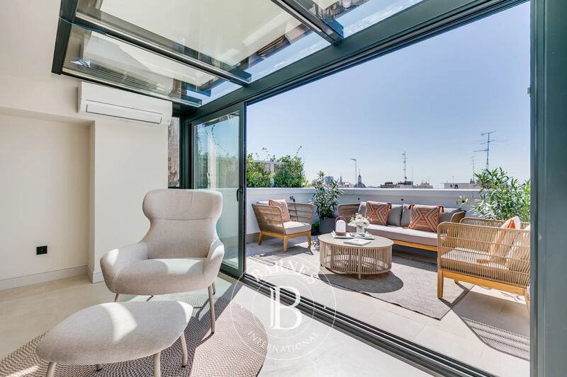Madrid – Chamberí – Almagro – Penthouse contemporain avec deux terrasses privées