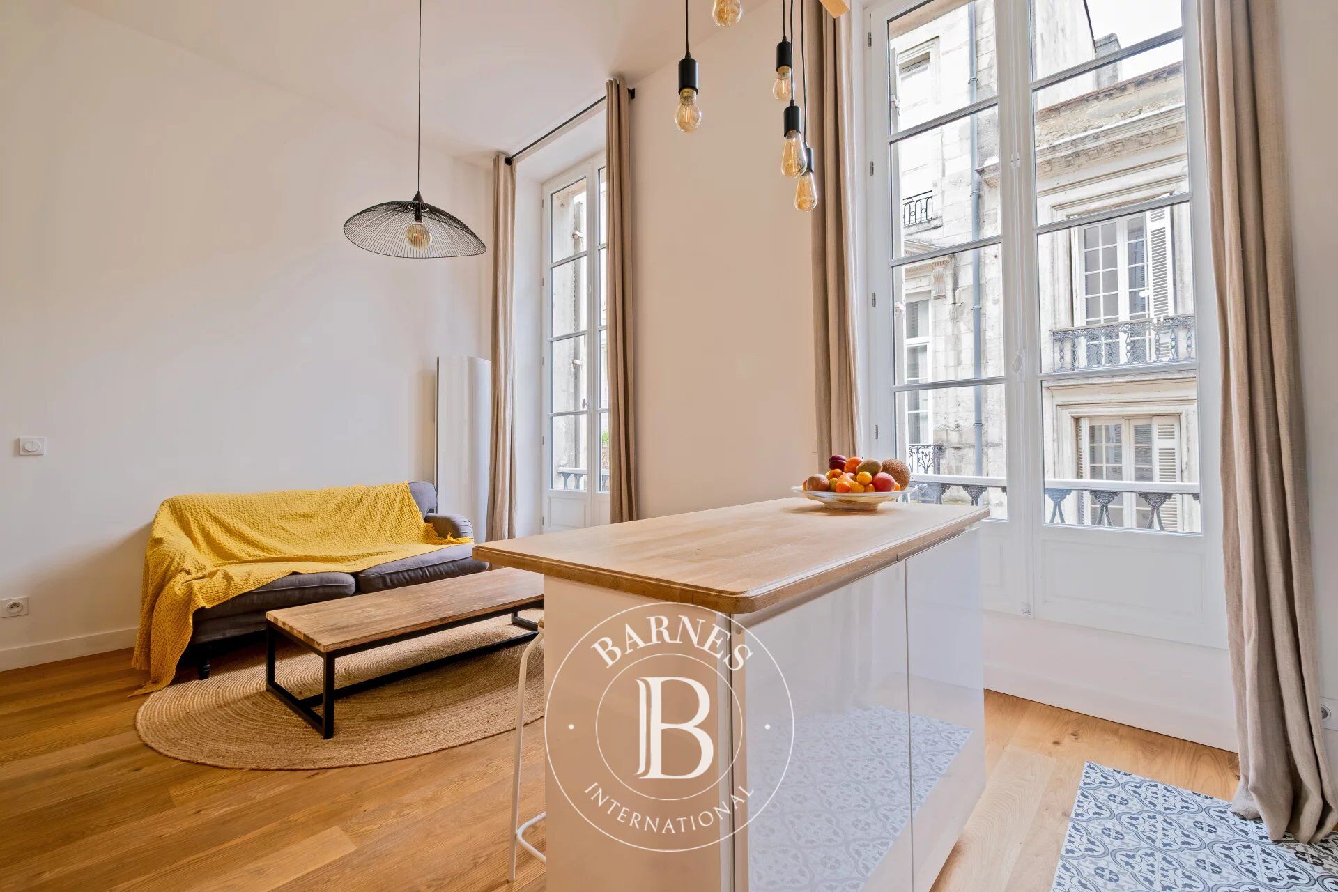 Exclusivité - Bordeaux Centre historique - Appartement de 32 m² - picture 3