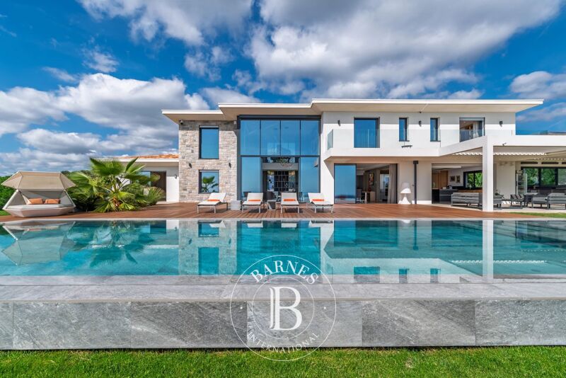 Elégance contemporaine et panorama d’exception