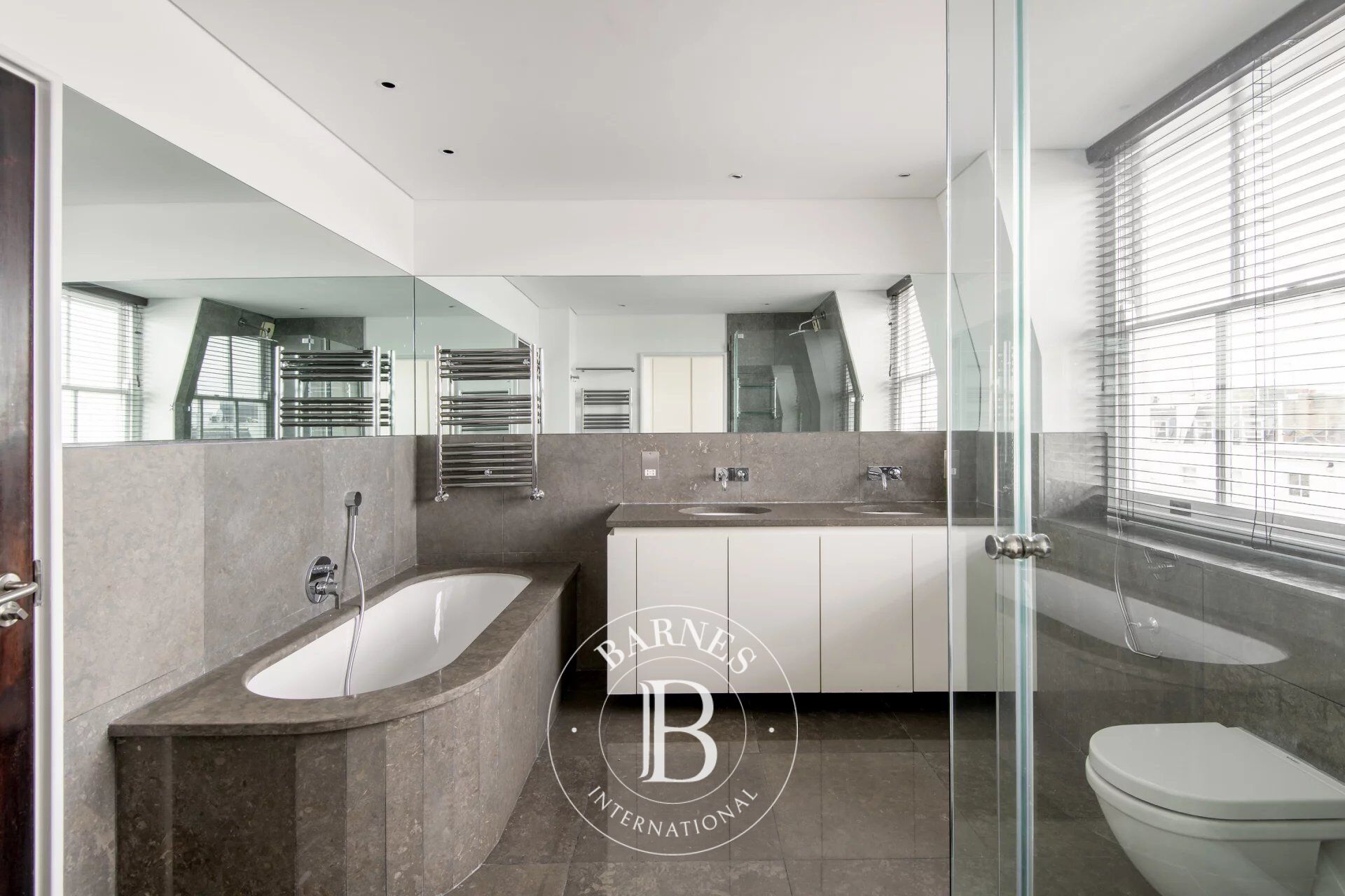 Daire London - picture 8