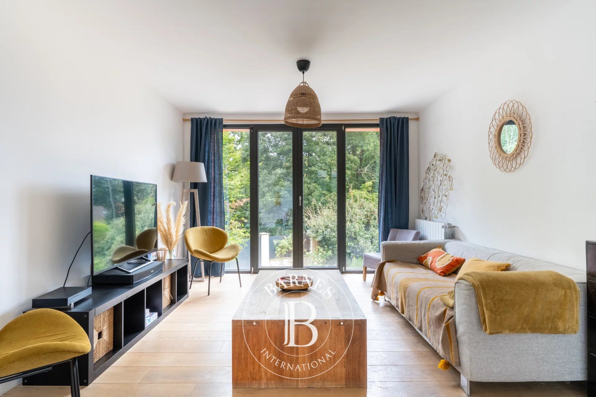 Le Chesnay - Parc Aubert - Magnificent custom-built house - 5 bedrooms - Sleek design and fantastic volume - picture 1