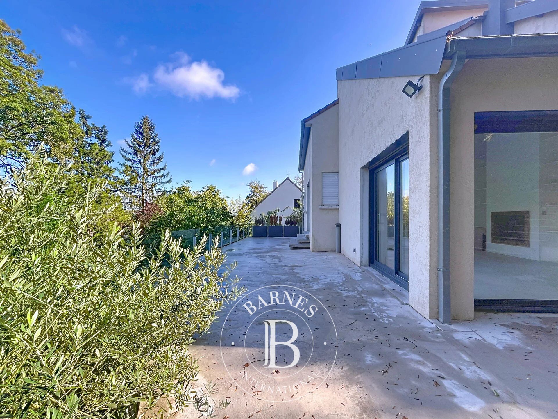 Le service location de la Maison BARNES vous propose ce bien : - picture 1