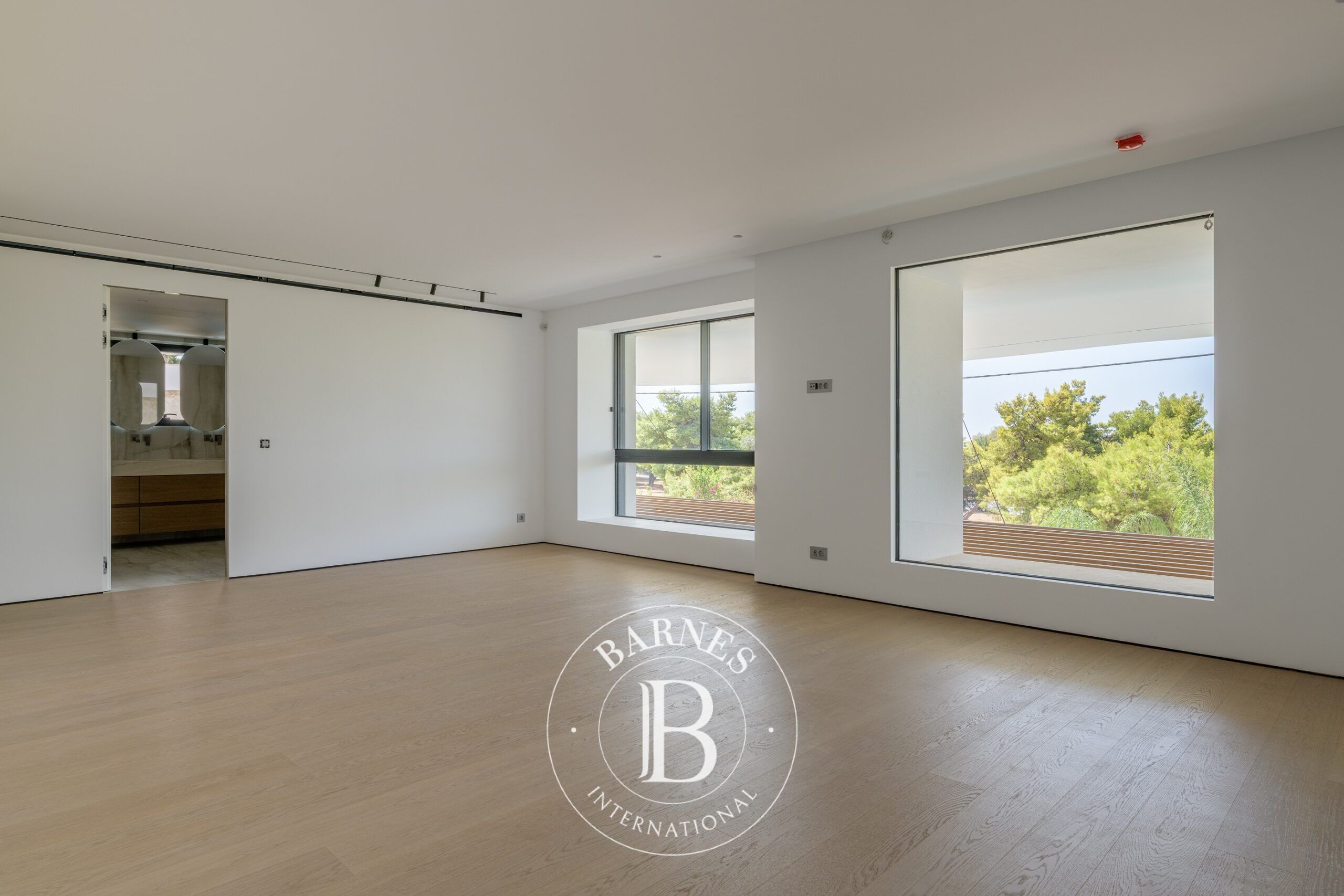 Daire Voula - picture 11