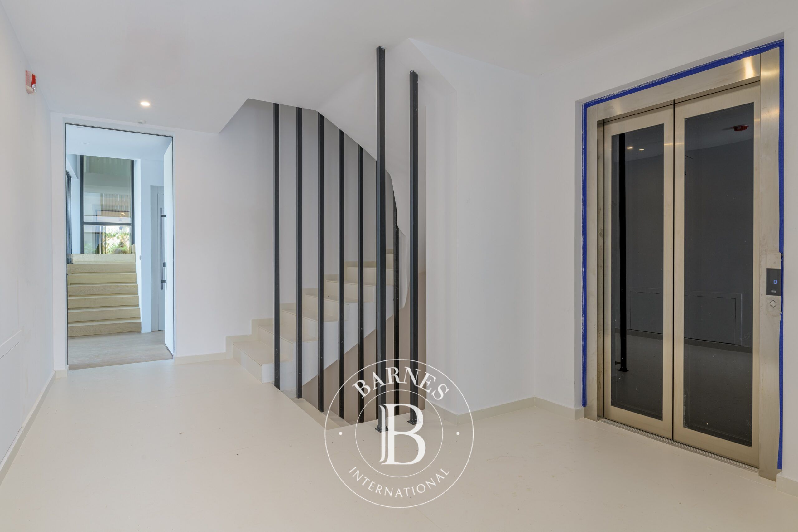 Daire Voula - picture 20