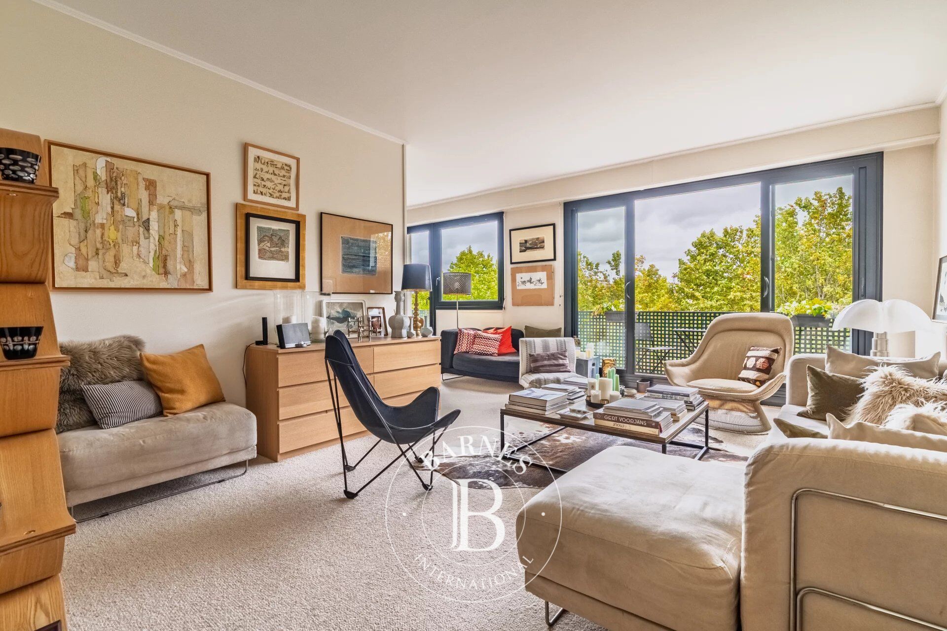 Neuilly-Pasteur - Appartement 2 chambres - Dernier étage - Balcon - Vues dégagées dans la verdure - picture 2