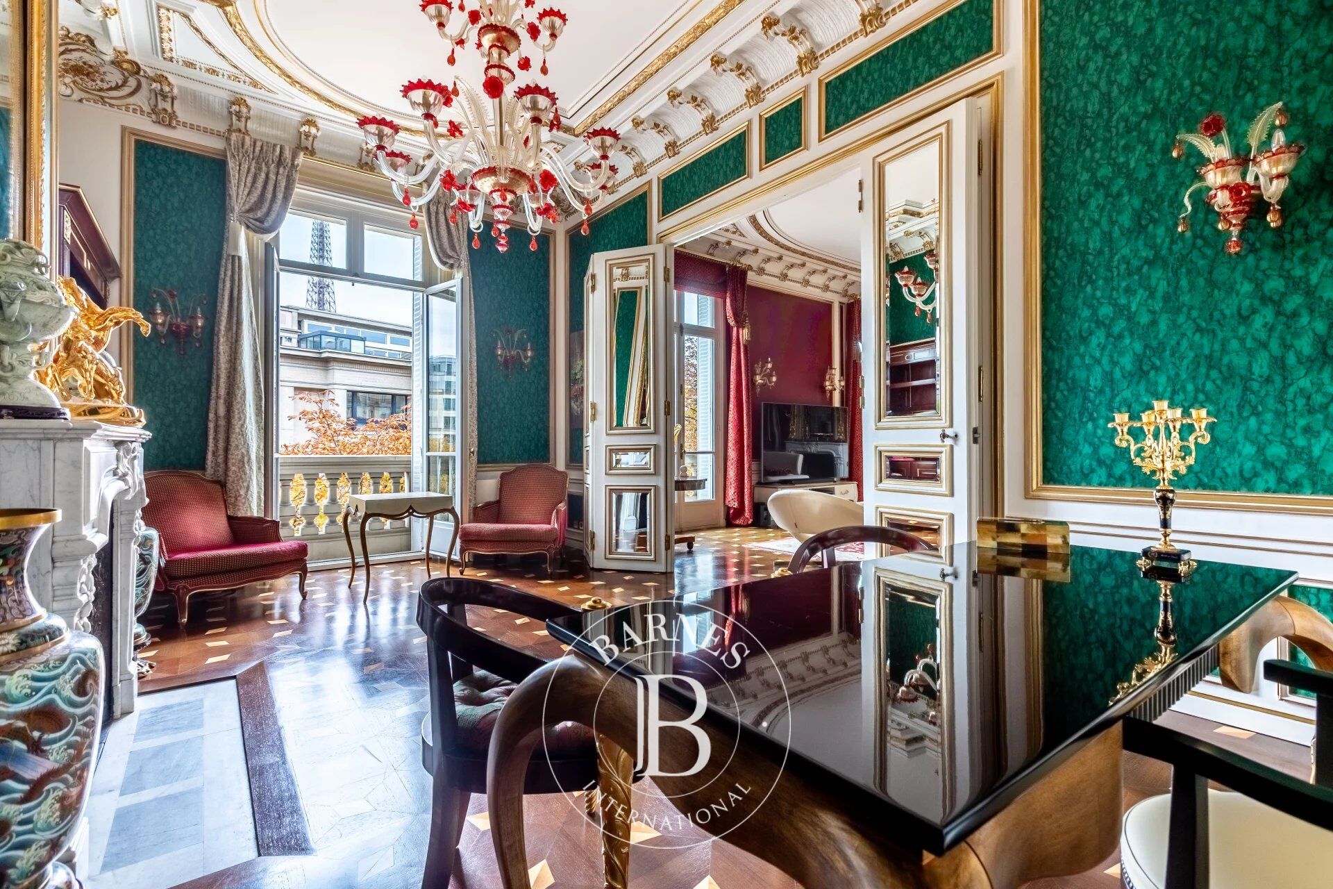 Paris 16th – Trocadéro – Exceptional Apartment with Eiffel Tower View and 4 En-Suite Bedrooms - picture 2