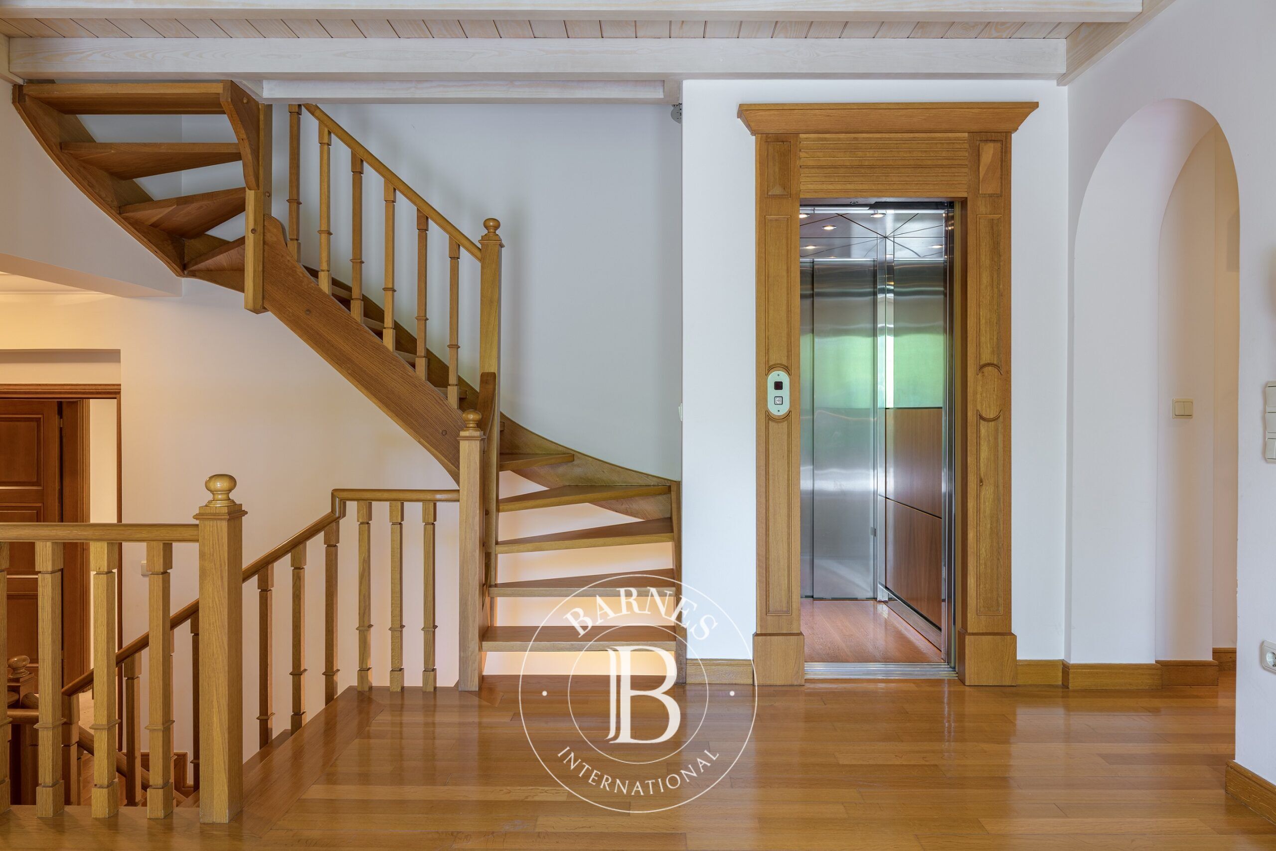 Ev Dionysos - picture 18